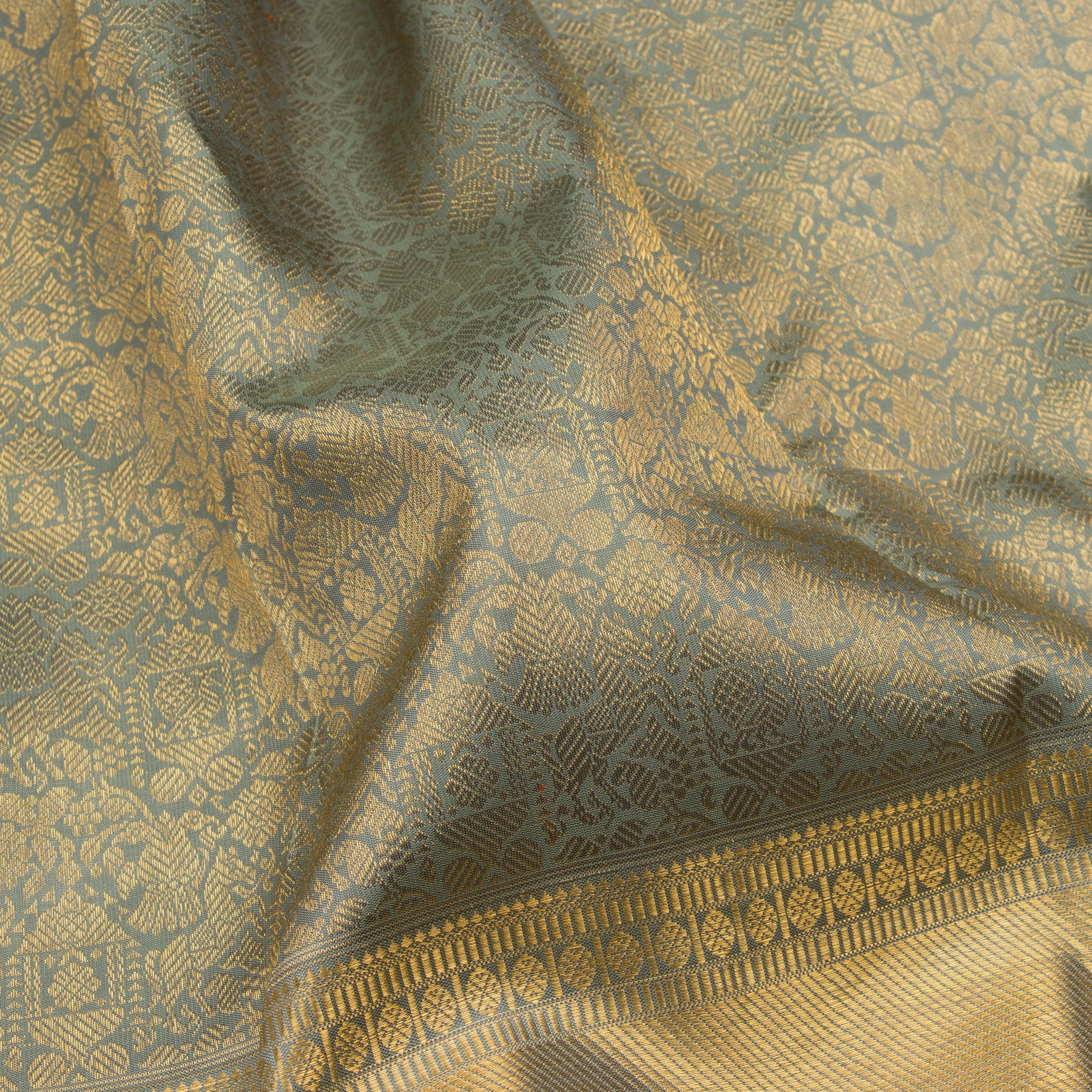 Kanakavalli Kanjivaram Silk Sari 23-110-HS001-08340 - Fabric View
