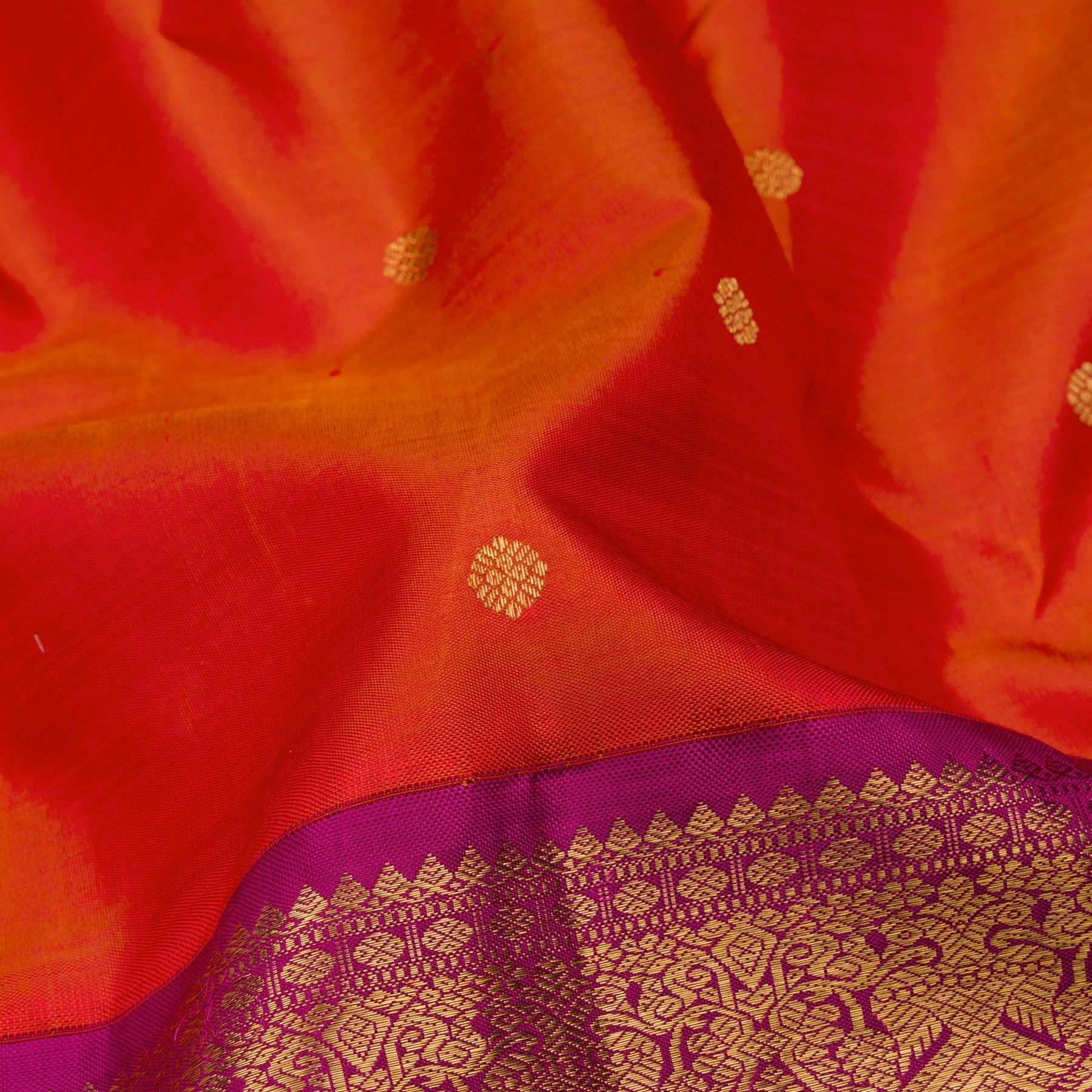 Kanakavalli Kanjivaram Silk Sari 23-110-HS001-08350 - Fabric View