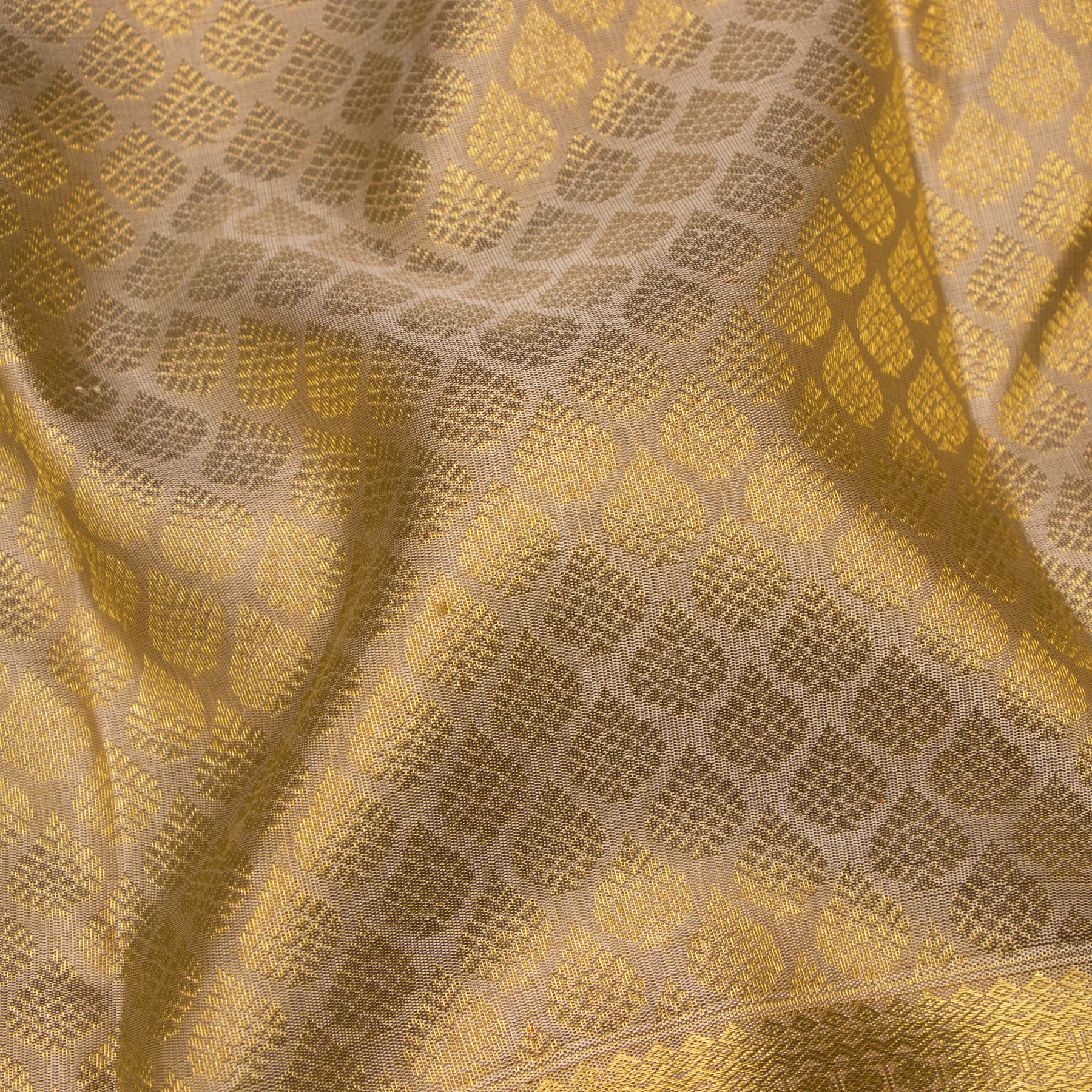 Kanakavalli Kanjivaram Silk Sari 23-110-HS001-09187 - Fabric View