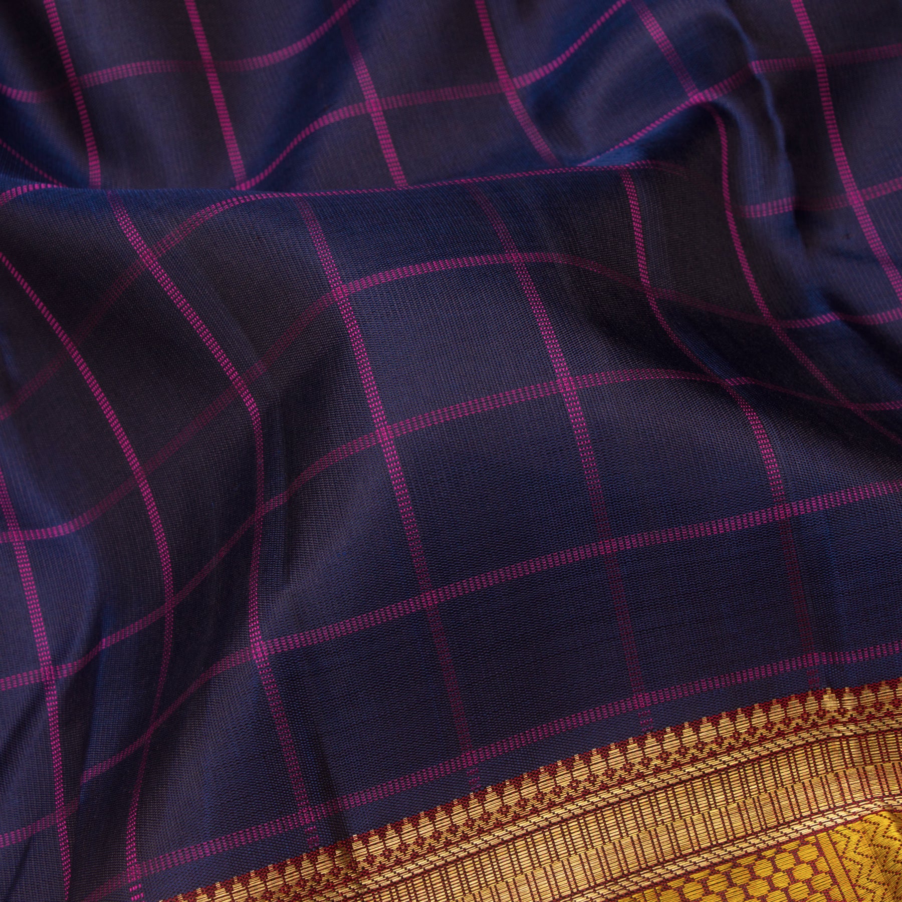 Kanakavalli Kanjivaram Silk Sari 23-110-HS001-09962 - Fabric View