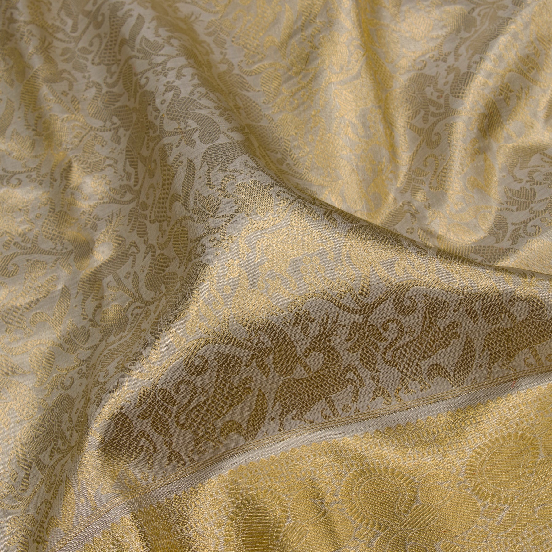 Kanakavalli Kanjivaram Silk Sari 23-110-HS001-09990 - Fabric View