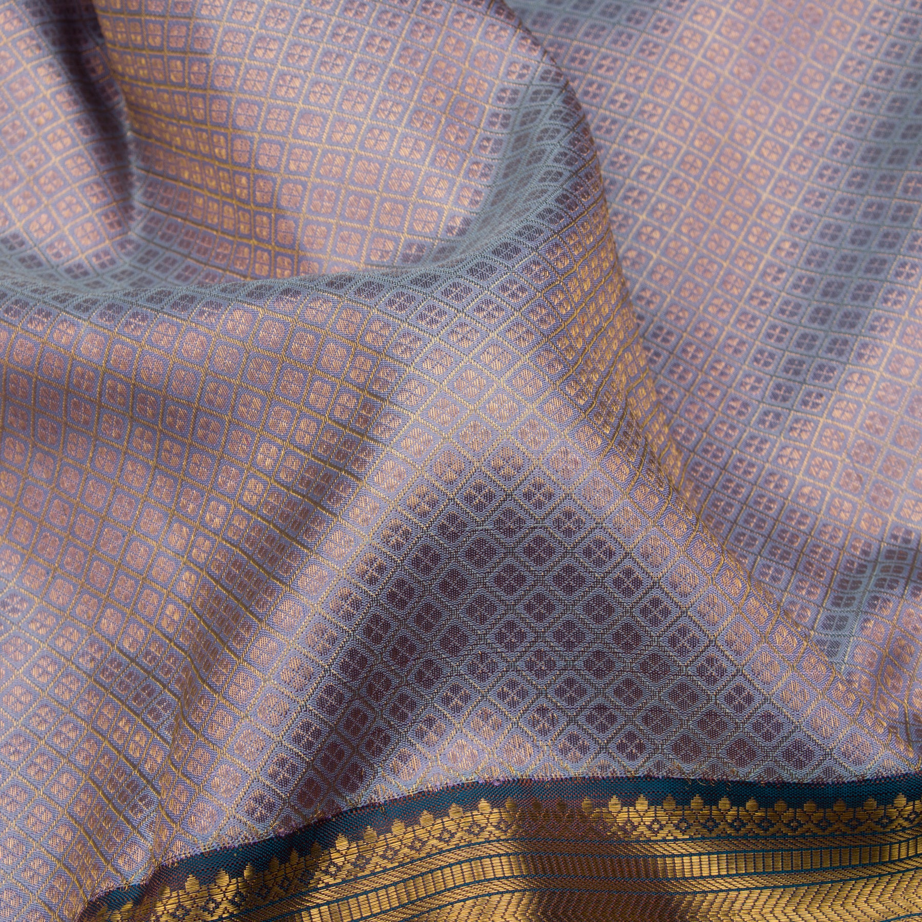 Kanakavalli Kanjivaram Silk Sari 23-110-HS001-10004 - Fabric View