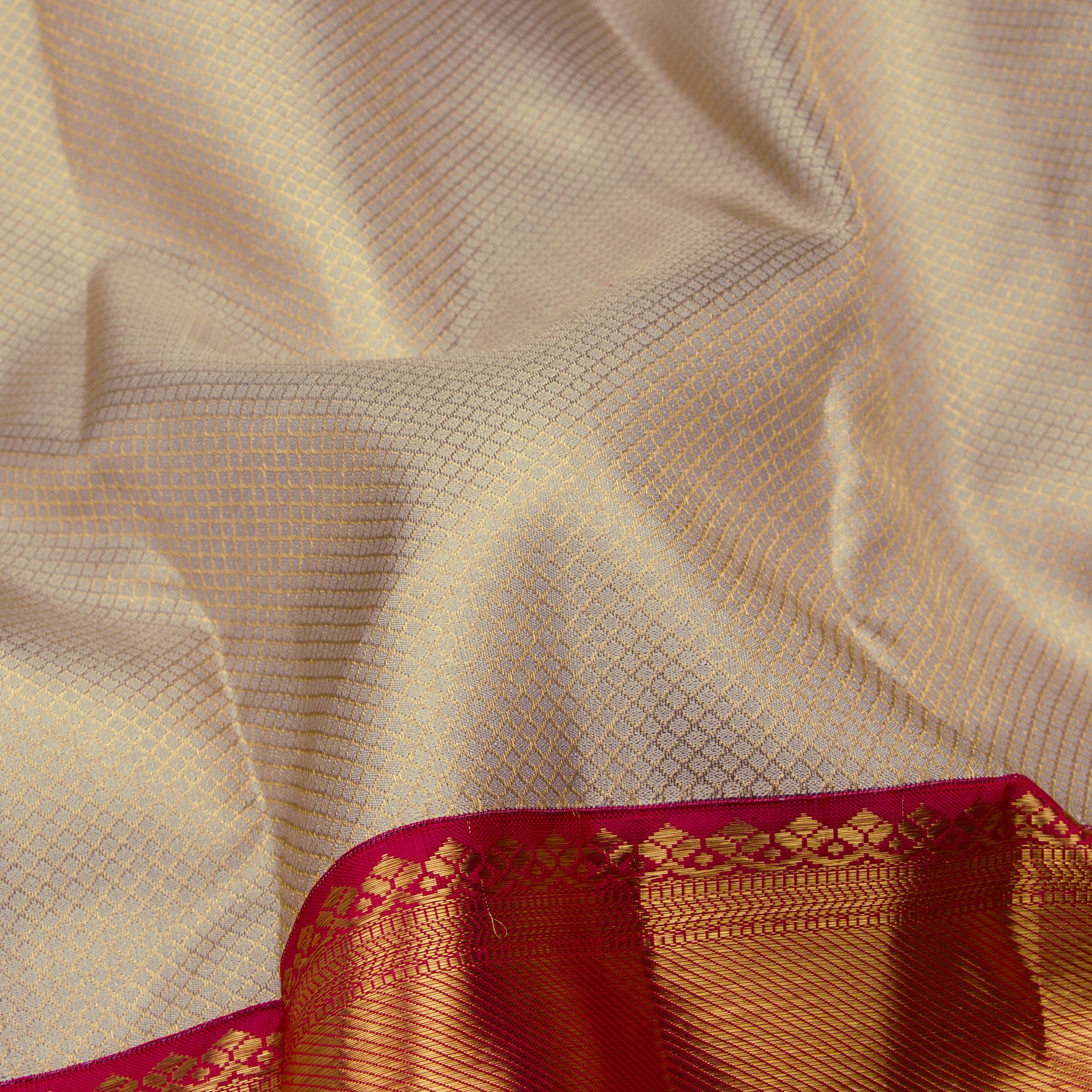 Kanakavalli Kanjivaram Silk Sari 23-110-HS001-10007 - Fabric View