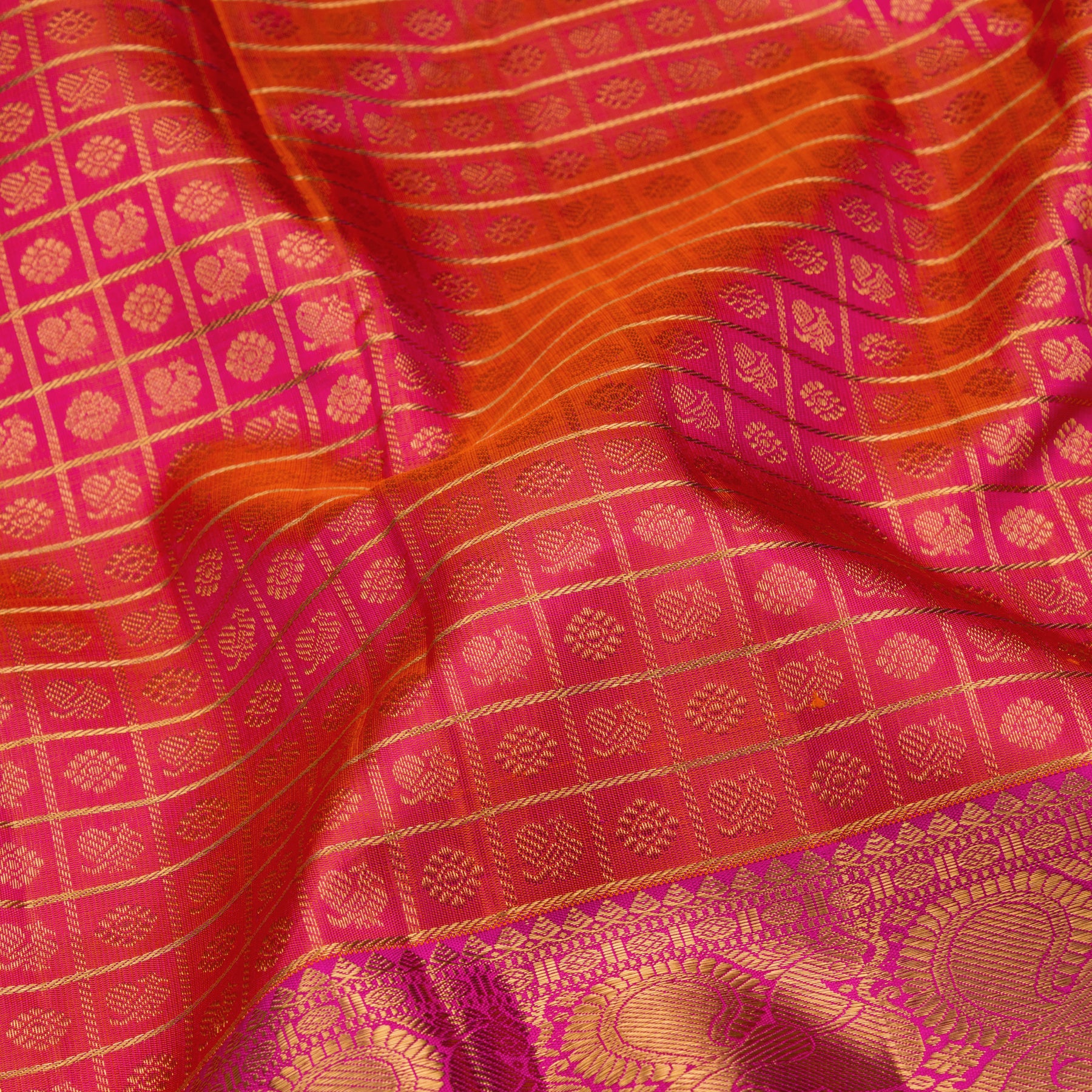 Kanakavalli Kanjivaram Silk Sari 23-110-HS001-10347 - Fabric View