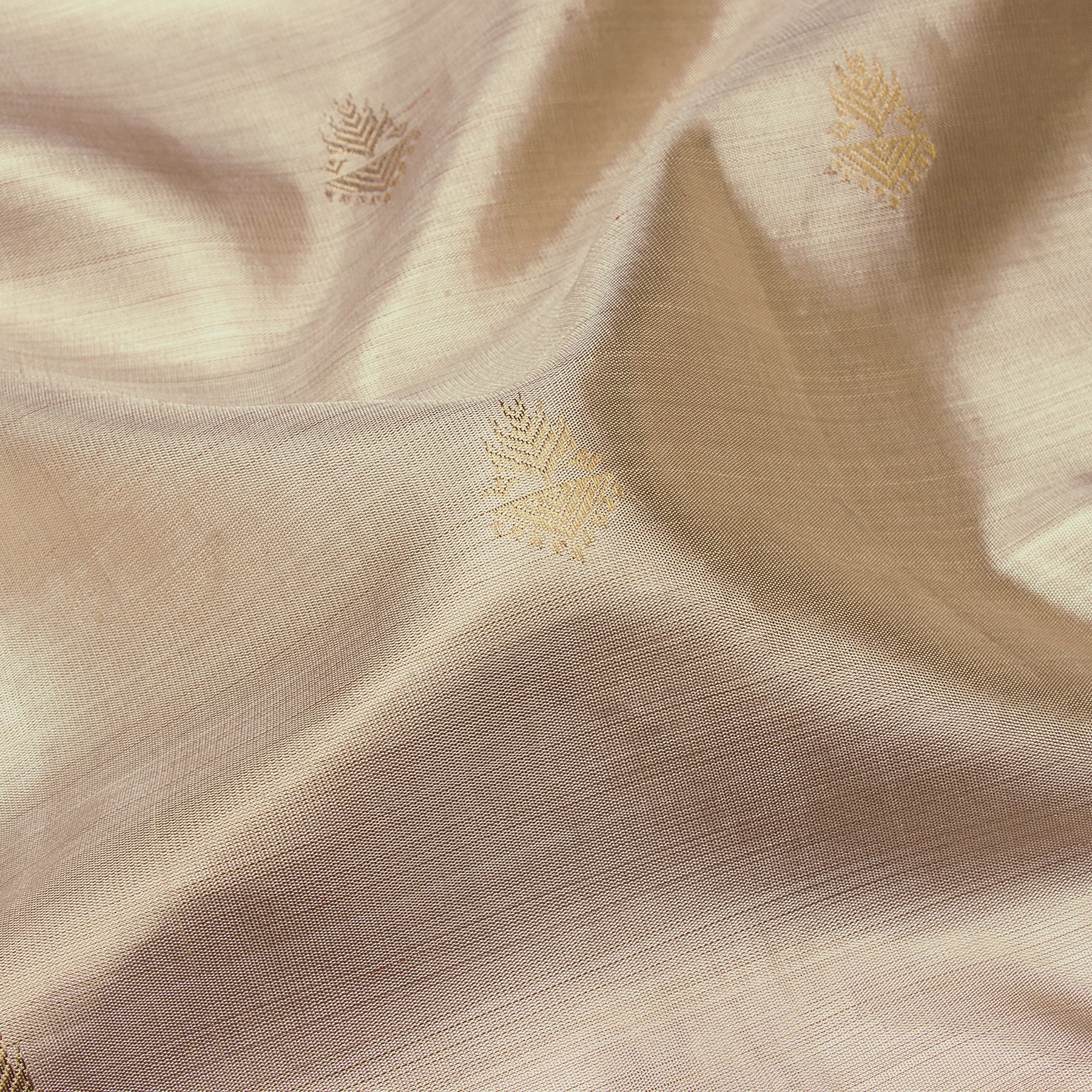 Kanakavalli Kanjivaram Silk Sari 23-110-HS001-10428 - Fabric View
