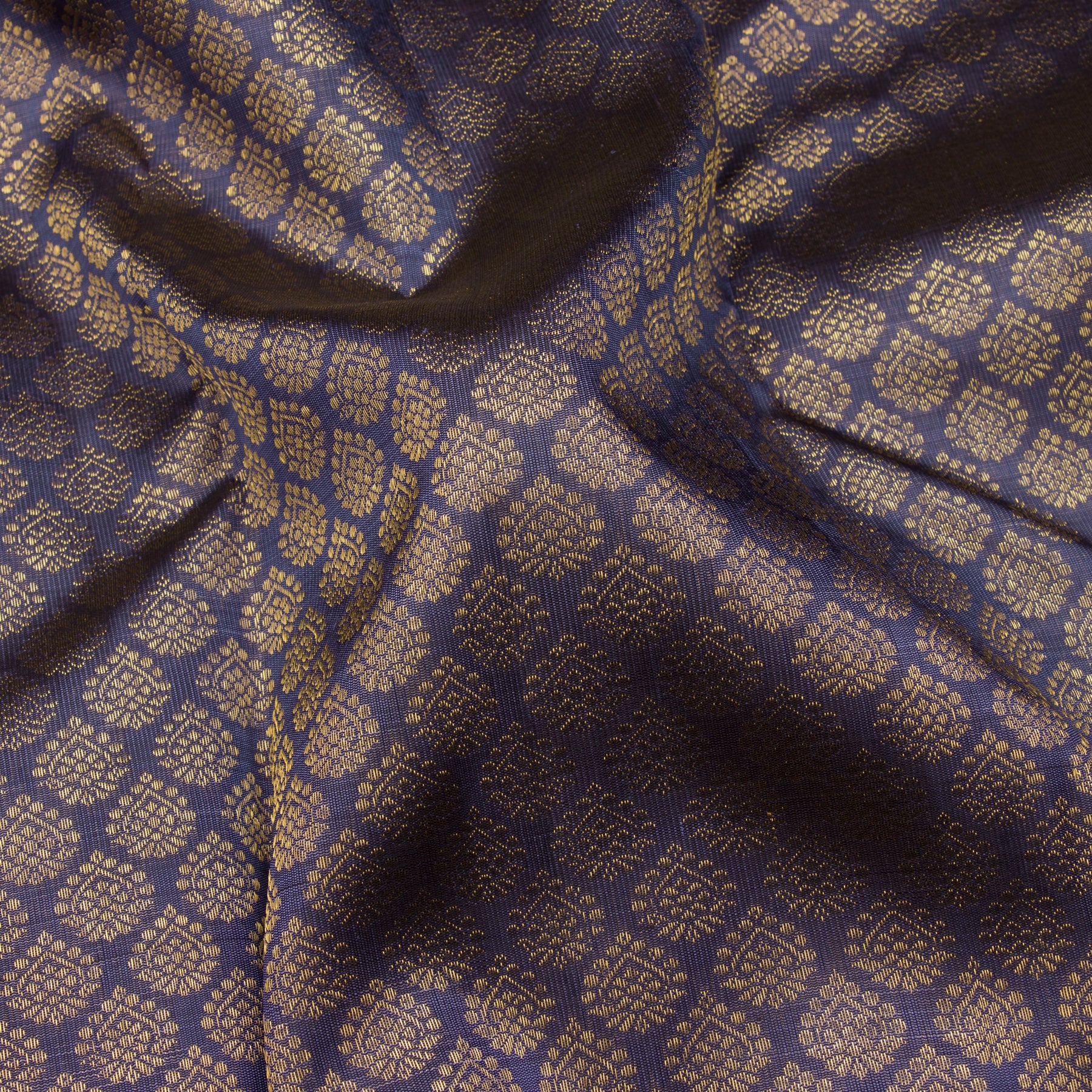 Kanakavalli Kanjivaram Silk Sari 23-110-HS001-11469 - Fabric View
