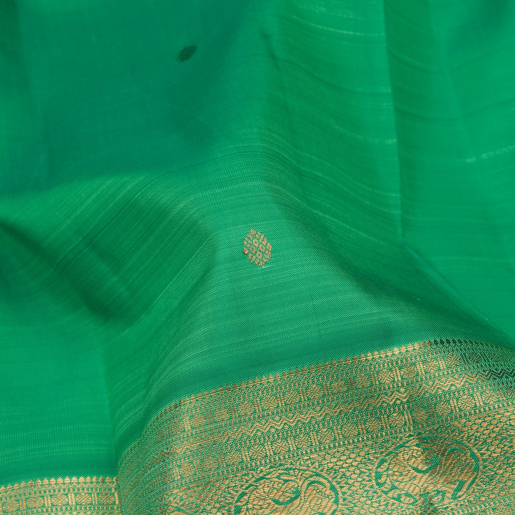 Kanakavalli Kanjivaram Silk Sari 23-110-HS001-11482 - Fabric View