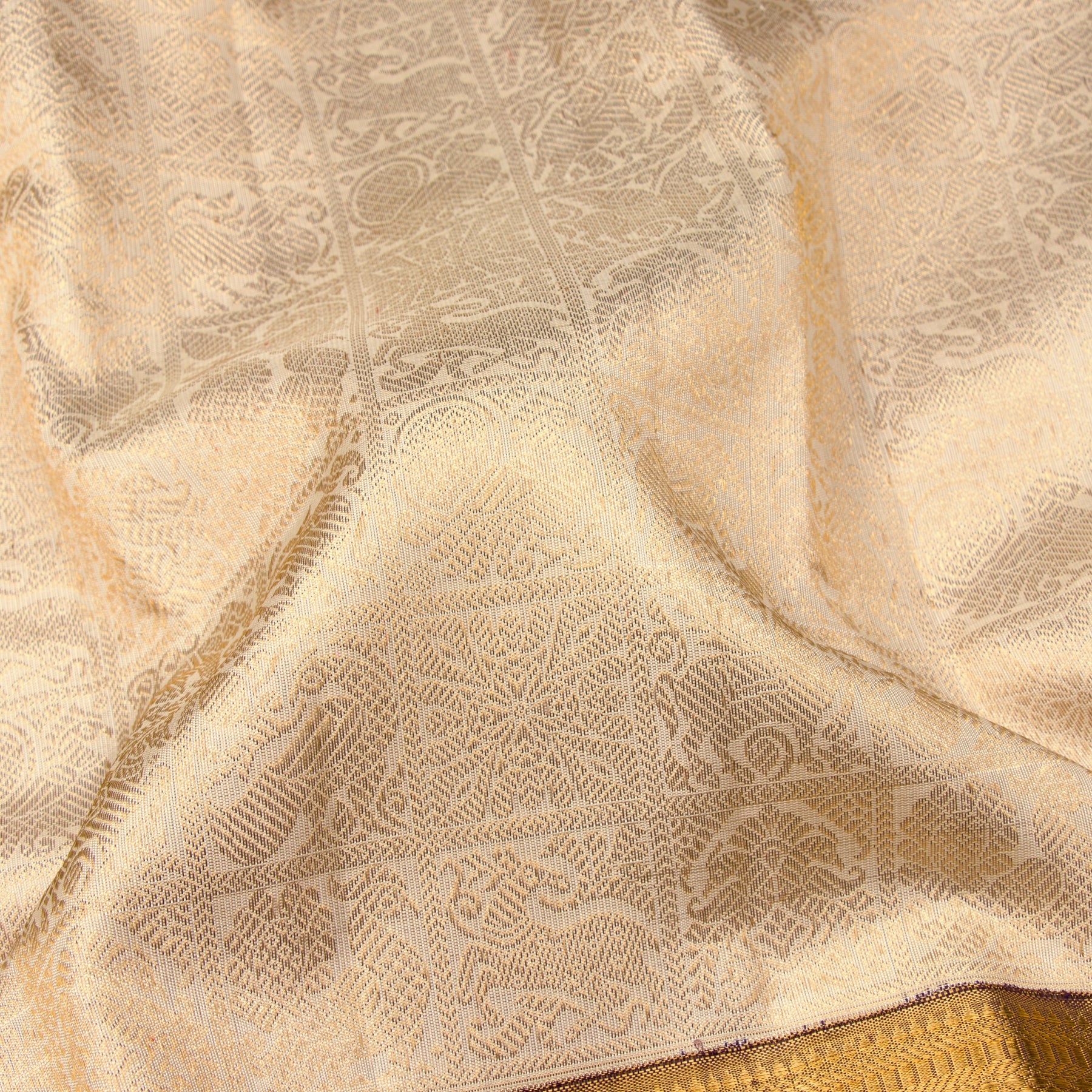 Kanakavalli Kanjivaram Silk Sari 23-110-HS001-12826 - Fabric View