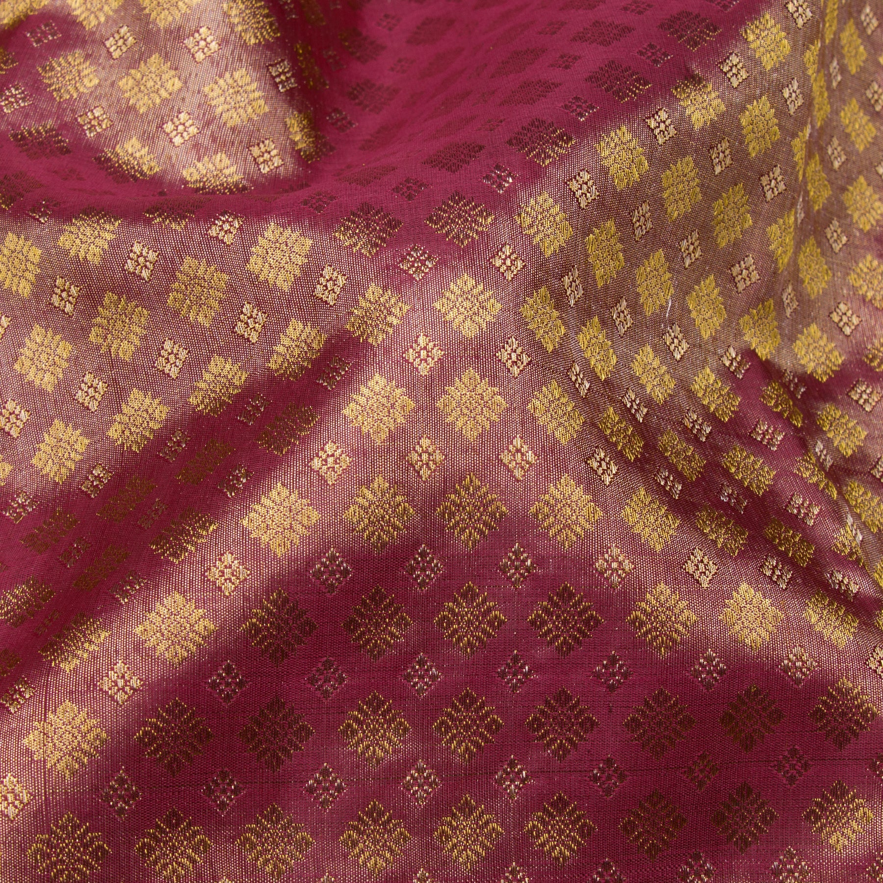 Kanakavalli Kanjivaram Silk Sari 23-110-HS001-13146 - Fabric View