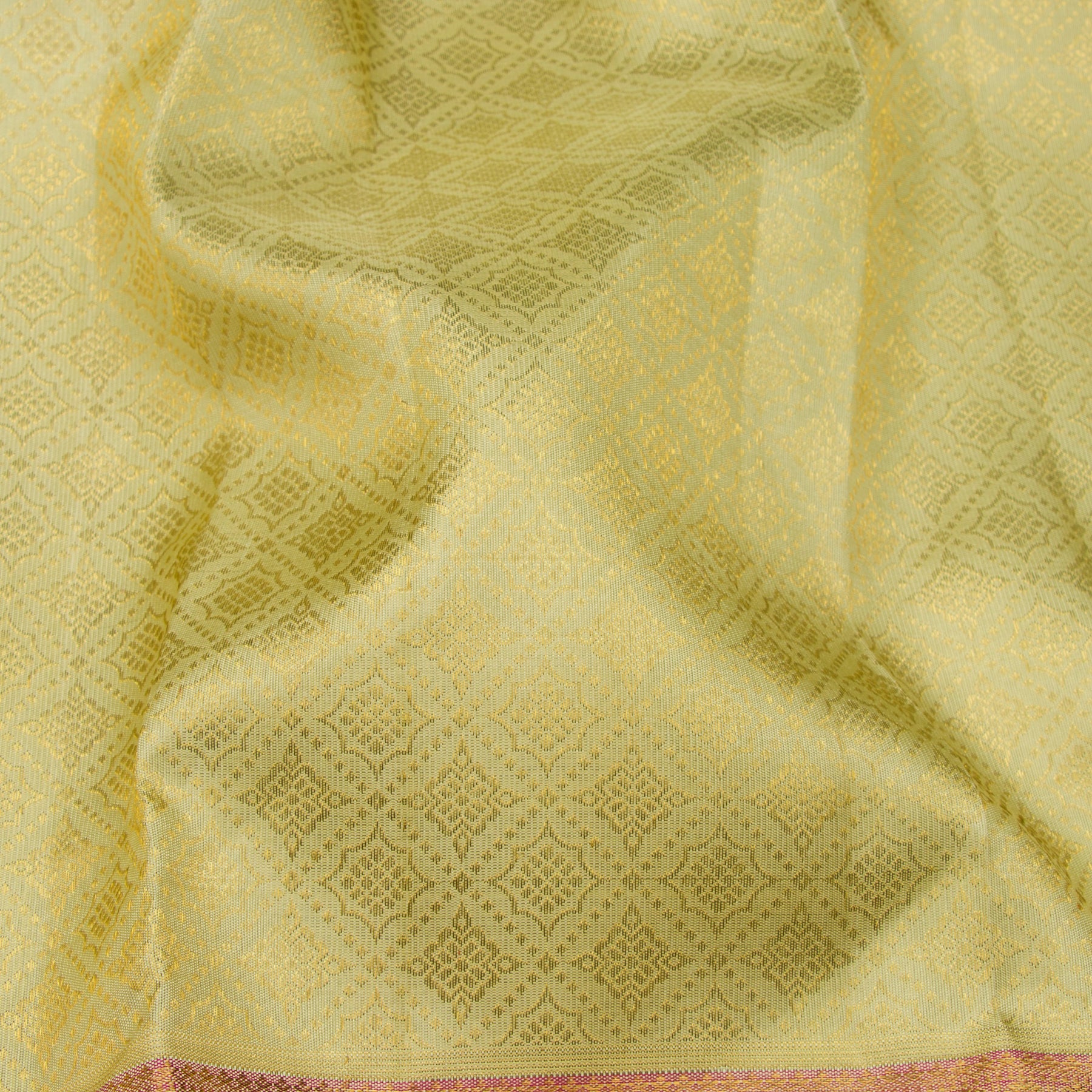 Kanakavalli Kanjivaram Silk Sari 23-110-HS001-13471 - Fabric View