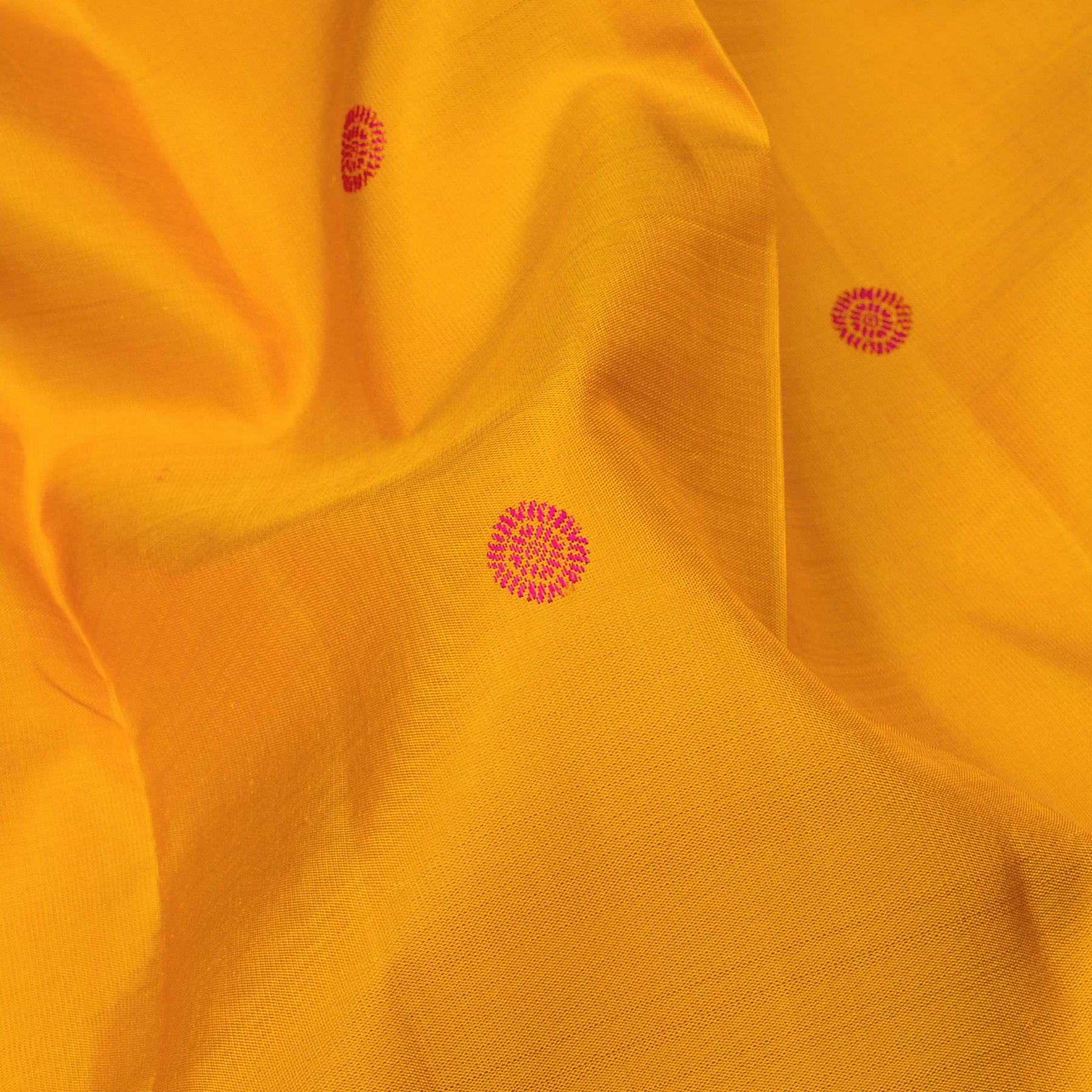 Kanakavalli Kanjivaram Silk Sari 23-110-HS001-13561 - Fabric View