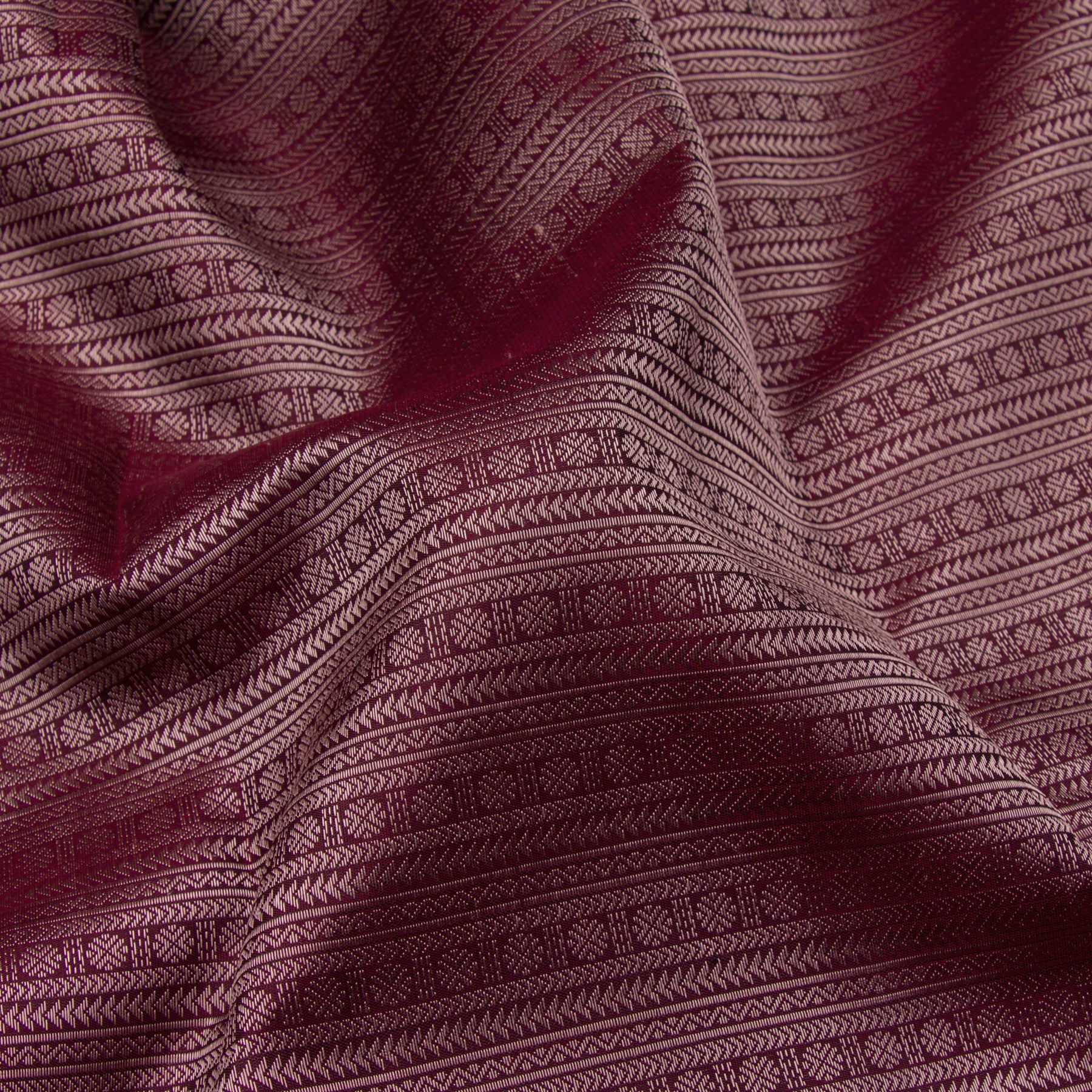 Kanakavalli Kanjivaram Silk Sari 23-110-HS001-13562 - Fabric View