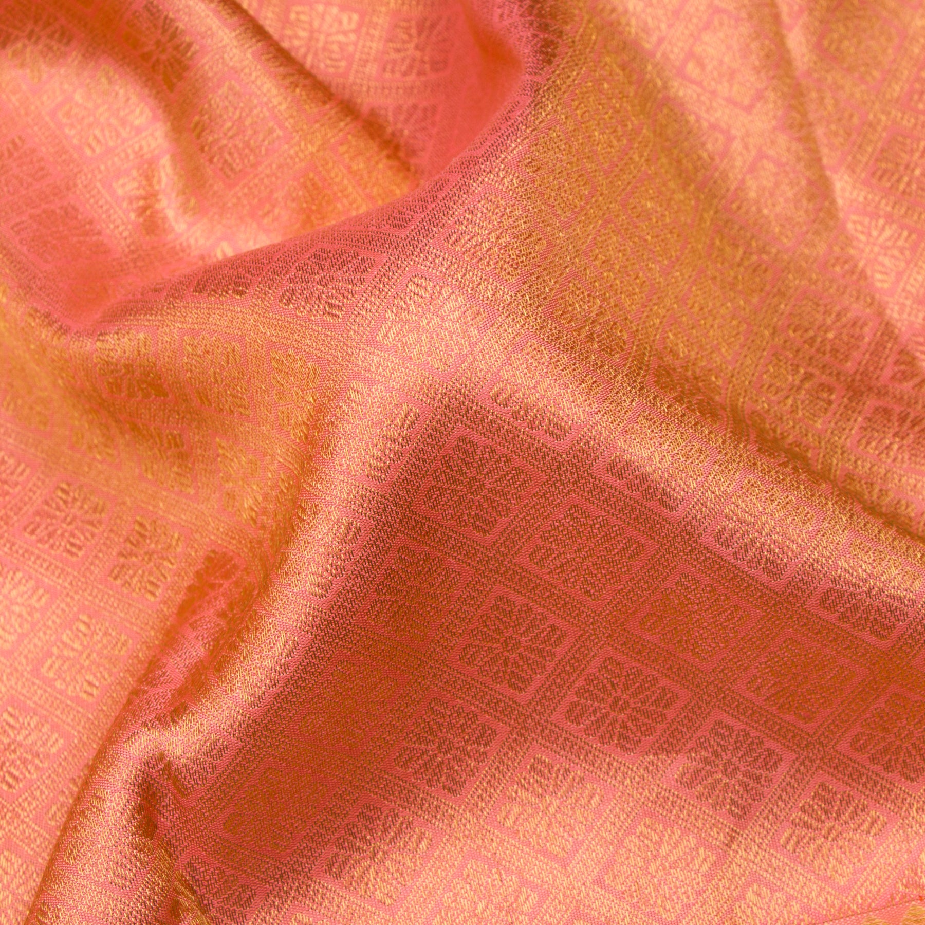 Kanakavalli Kanjivaram Silk Sari 23-110-HS001-14319 - Fabric View