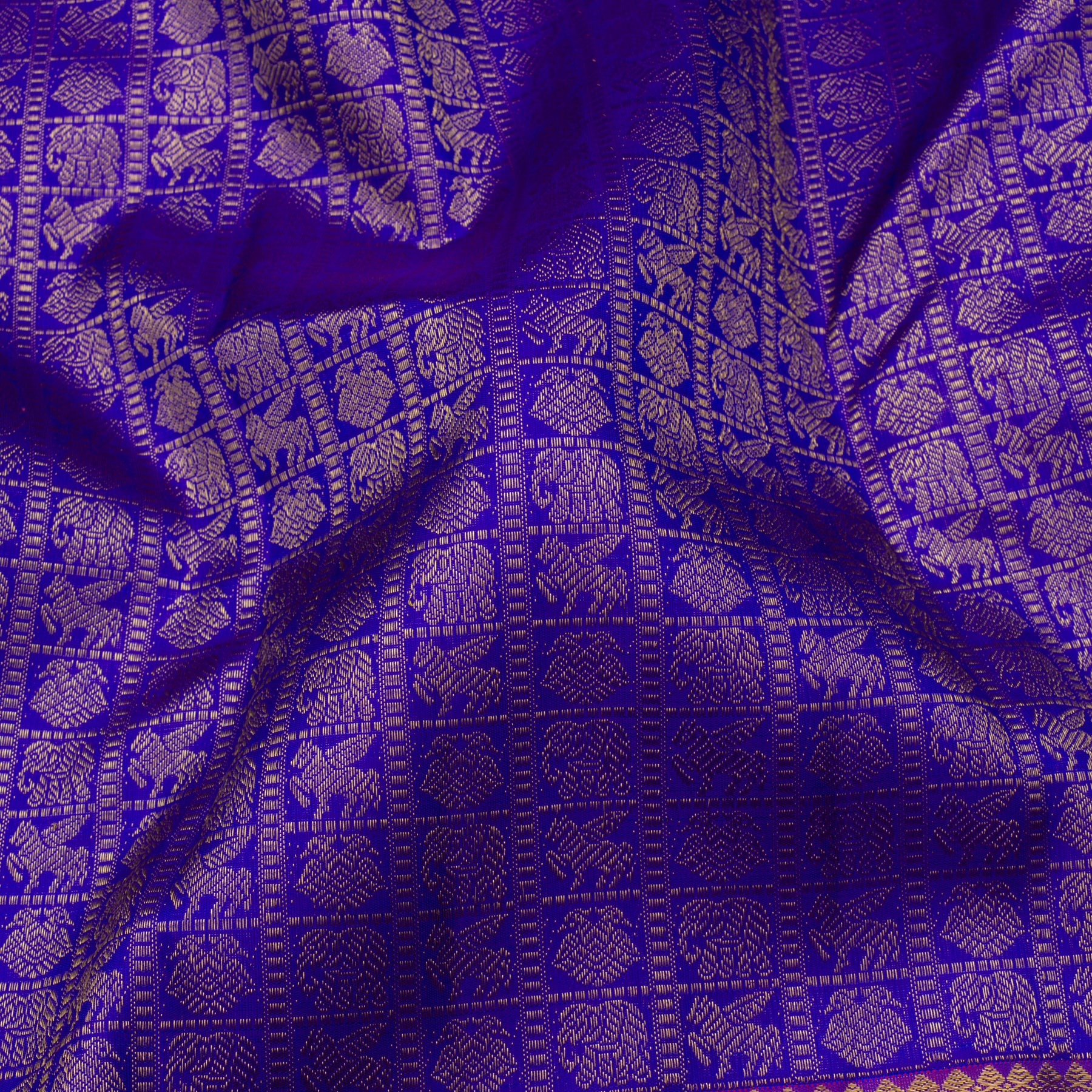 Kanakavalli Kanjivaram Silk Sari 23-110-HS001-14354 - Fabric View