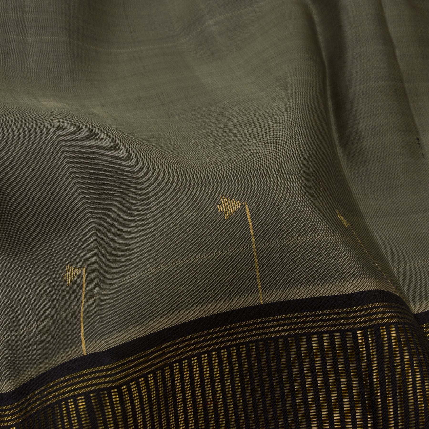 Kanakavalli Kanjivaram Silk Sari 23-560-HS001-01290 - Fabric View