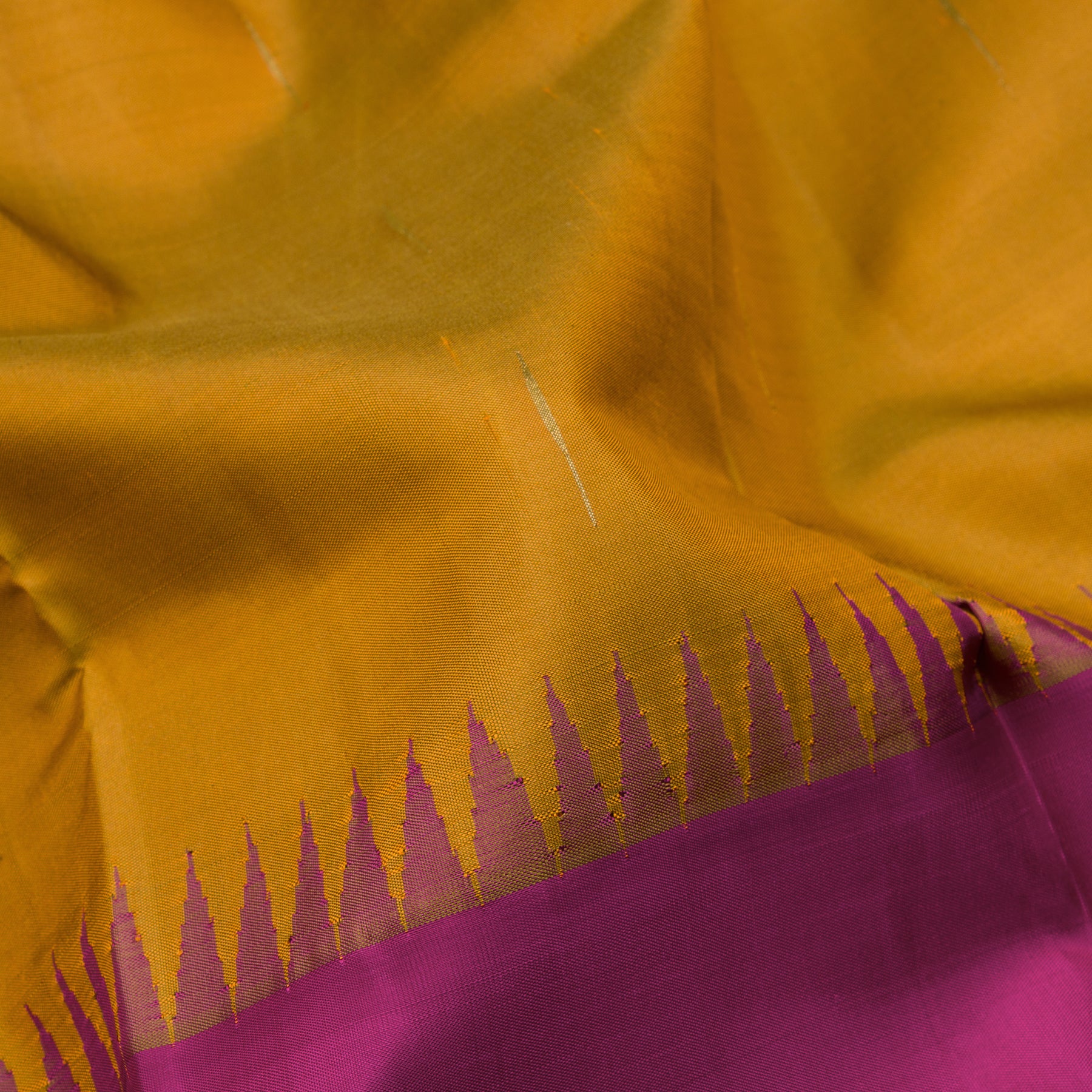 Kanakavalli Kanjivaram Silk Sari 23-560-HS001-04620 - Fabric View