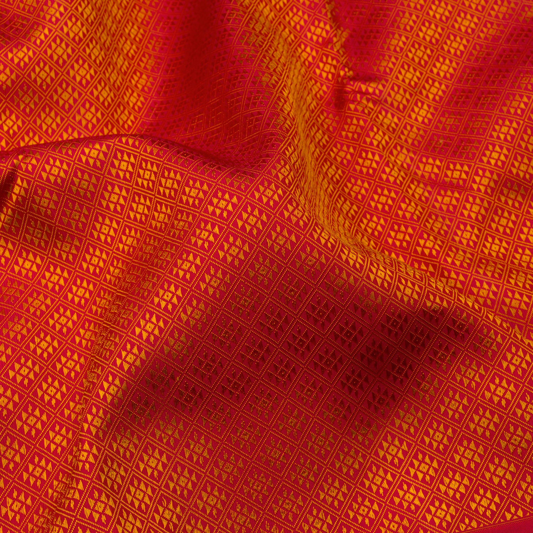 Kanakavalli Kanjivaram Silk Sari 23-560-HS001-07241 - Fabric View