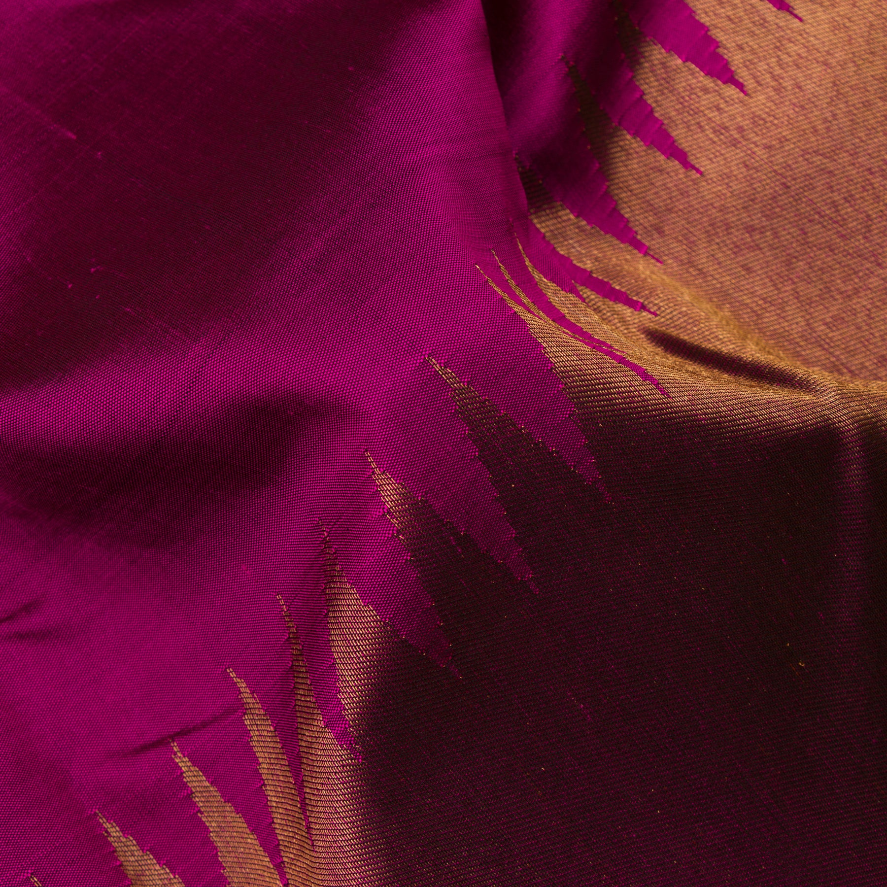 Kanakavalli Kanjivaram Silk Sari 23-560-HS001-13223 - Fabric View