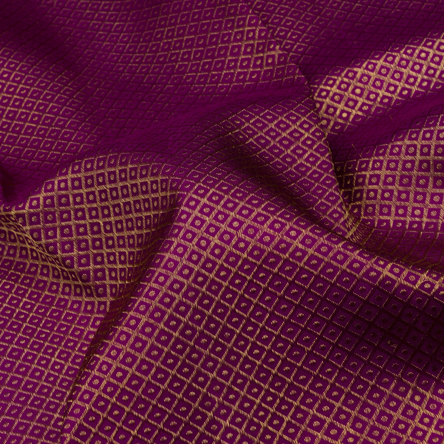 Kanakavalli Silk Blouse Length 23-595-HB001-10673 - Fabric View