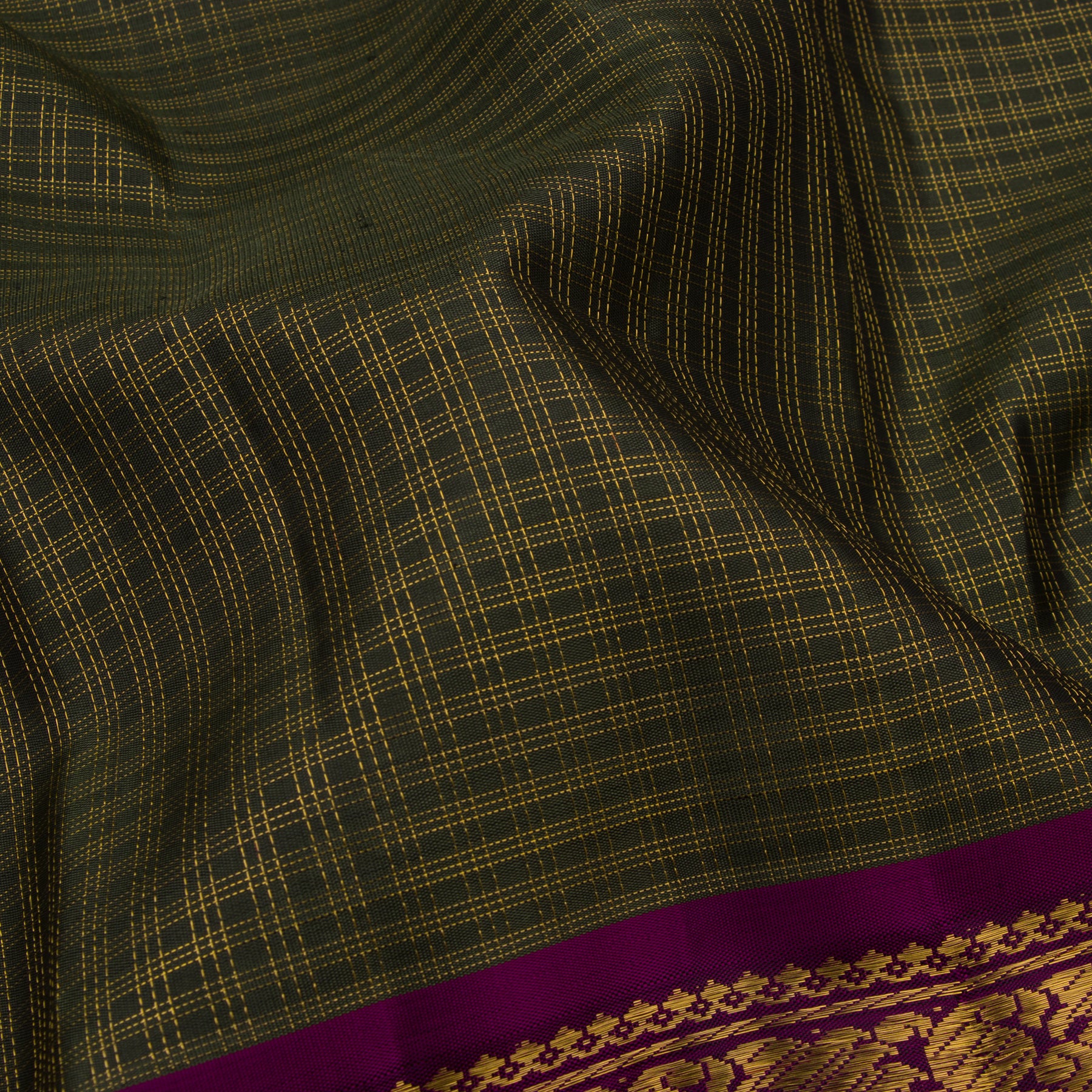 Kanakavalli Kanjivaram Silk Sari 23-595-HS001-00455 - Fabric View