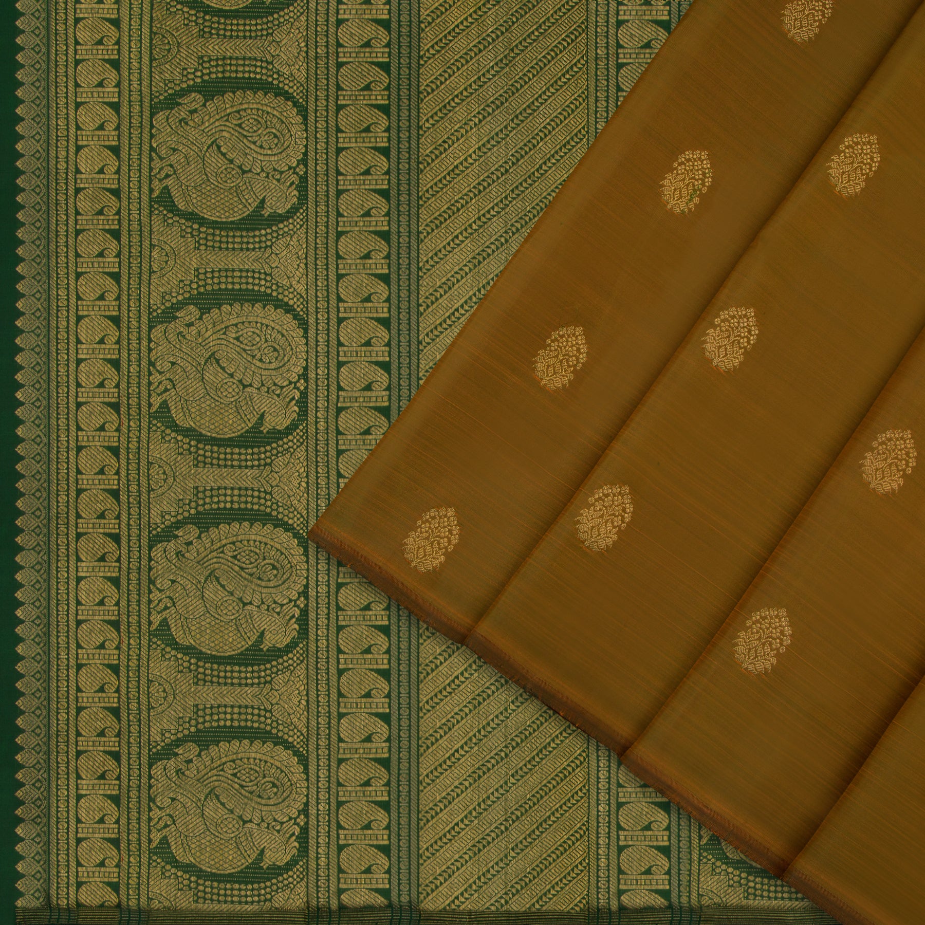 Kanakavalli Kanjivaram Silk Sari 23-595-HS001-00470 - Cover View