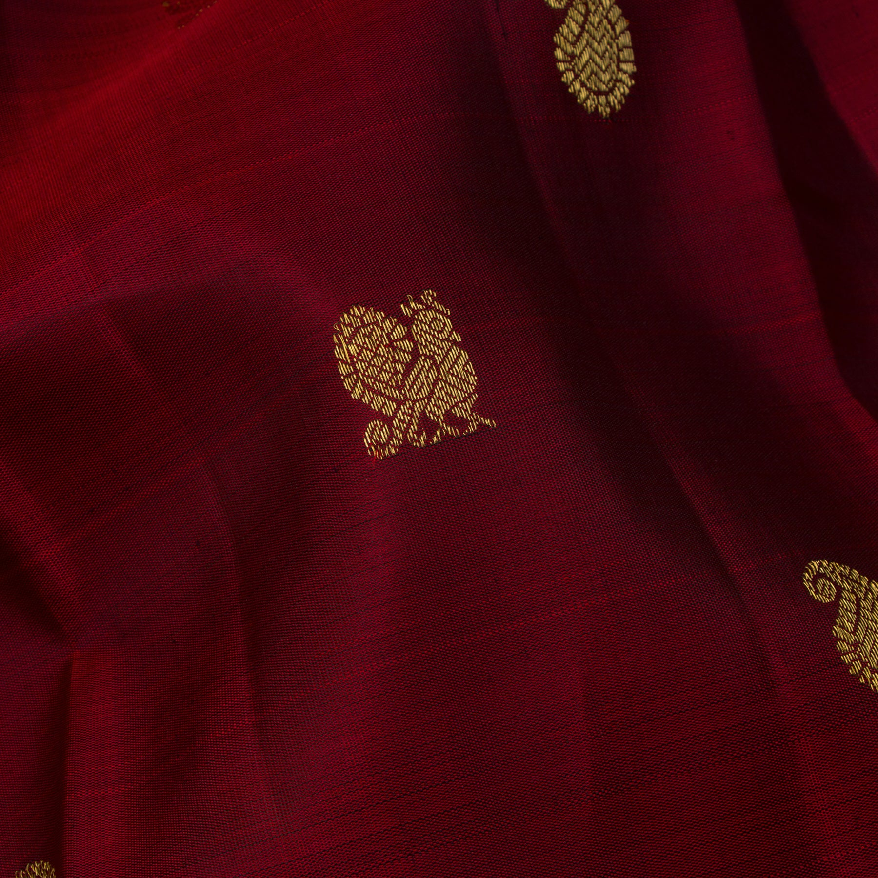Kanakavalli Kanjivaram Silk Sari 23-595-HS001-01833 - Fabric View