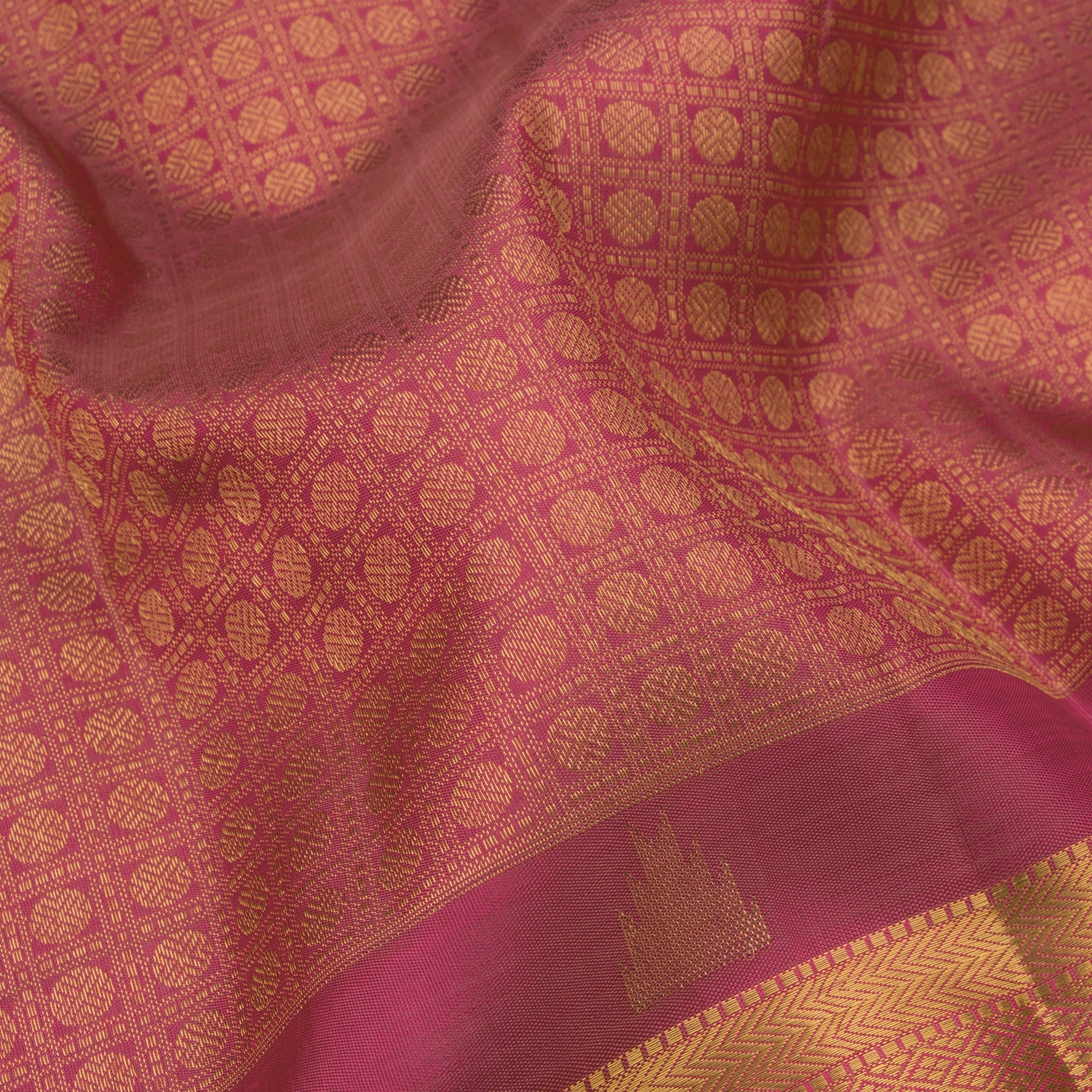 Kanakavalli Kanjivaram Silk Sari 23-595-HS001-01856 - Fabric View