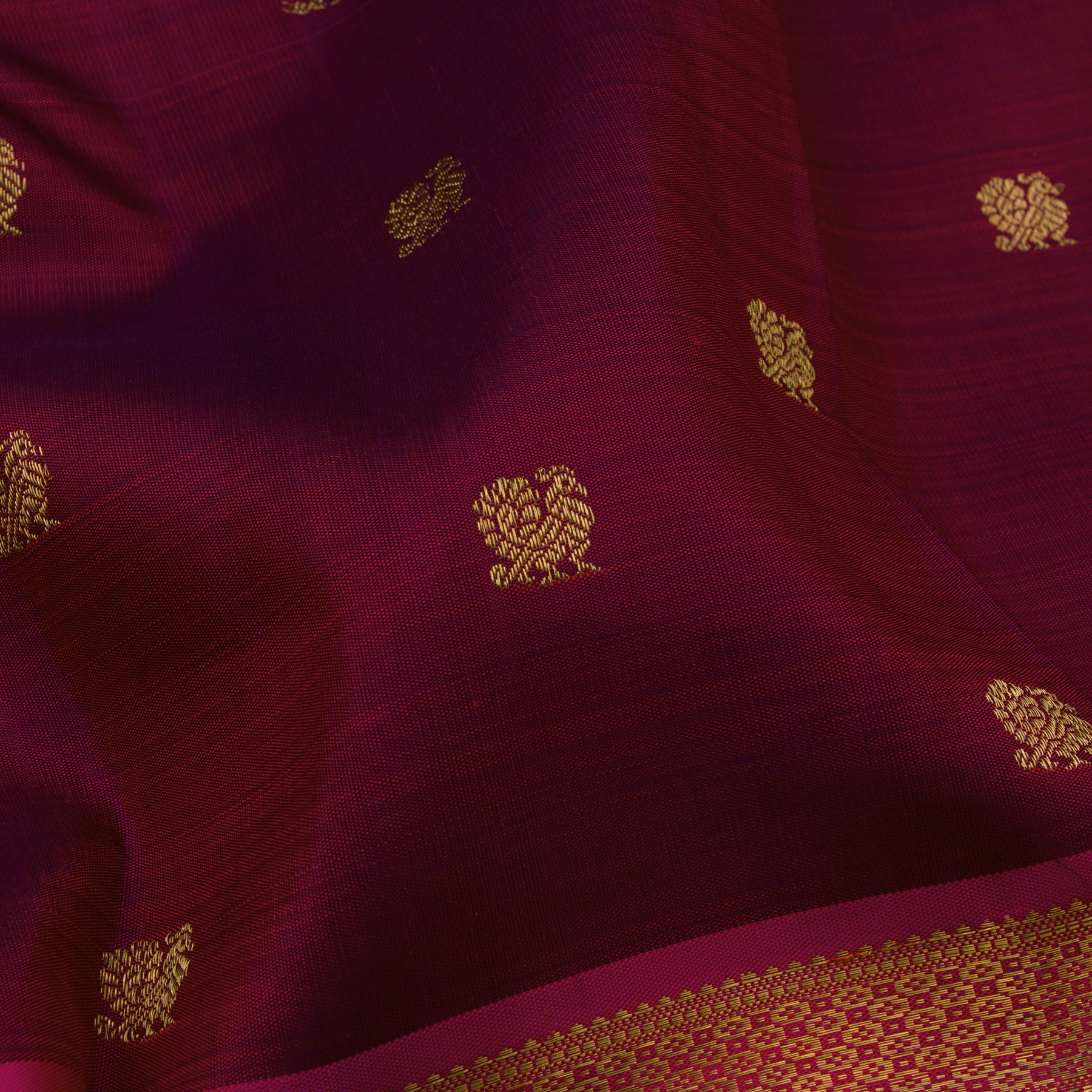 Kanakavalli Kanjivaram Silk Sari 23-595-HS001-02850 - Fabric View