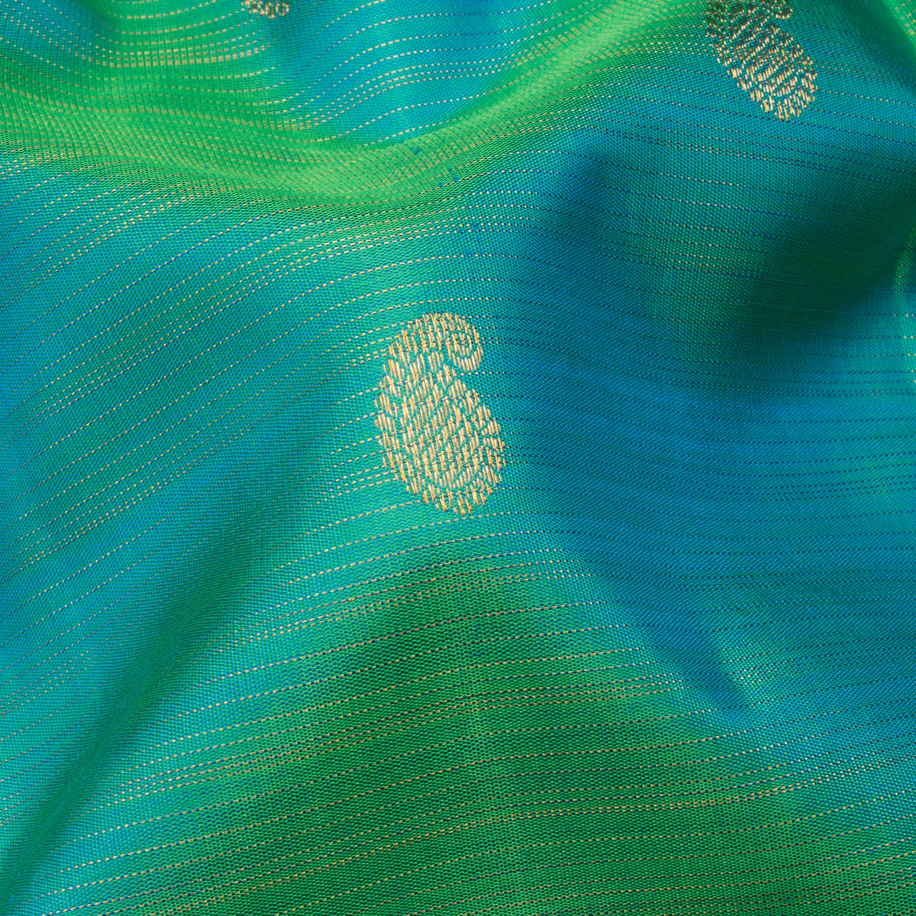 Kanakavalli Kanjivaram Silk Sari 23-595-HS001-06659 - Fabric View