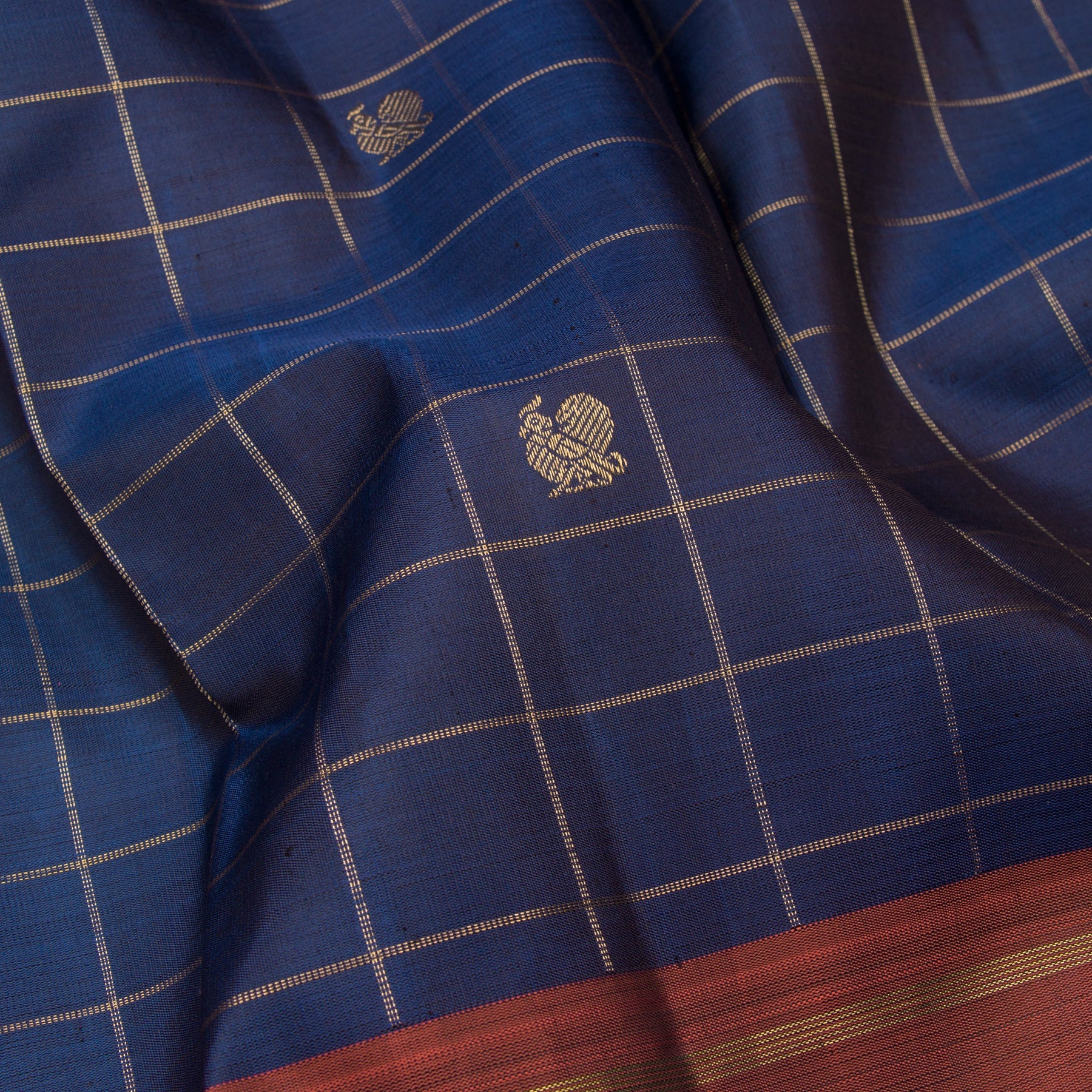 Kanakavalli Kanjivaram Silk Sari 23-595-HS001-08032 - Fabric View