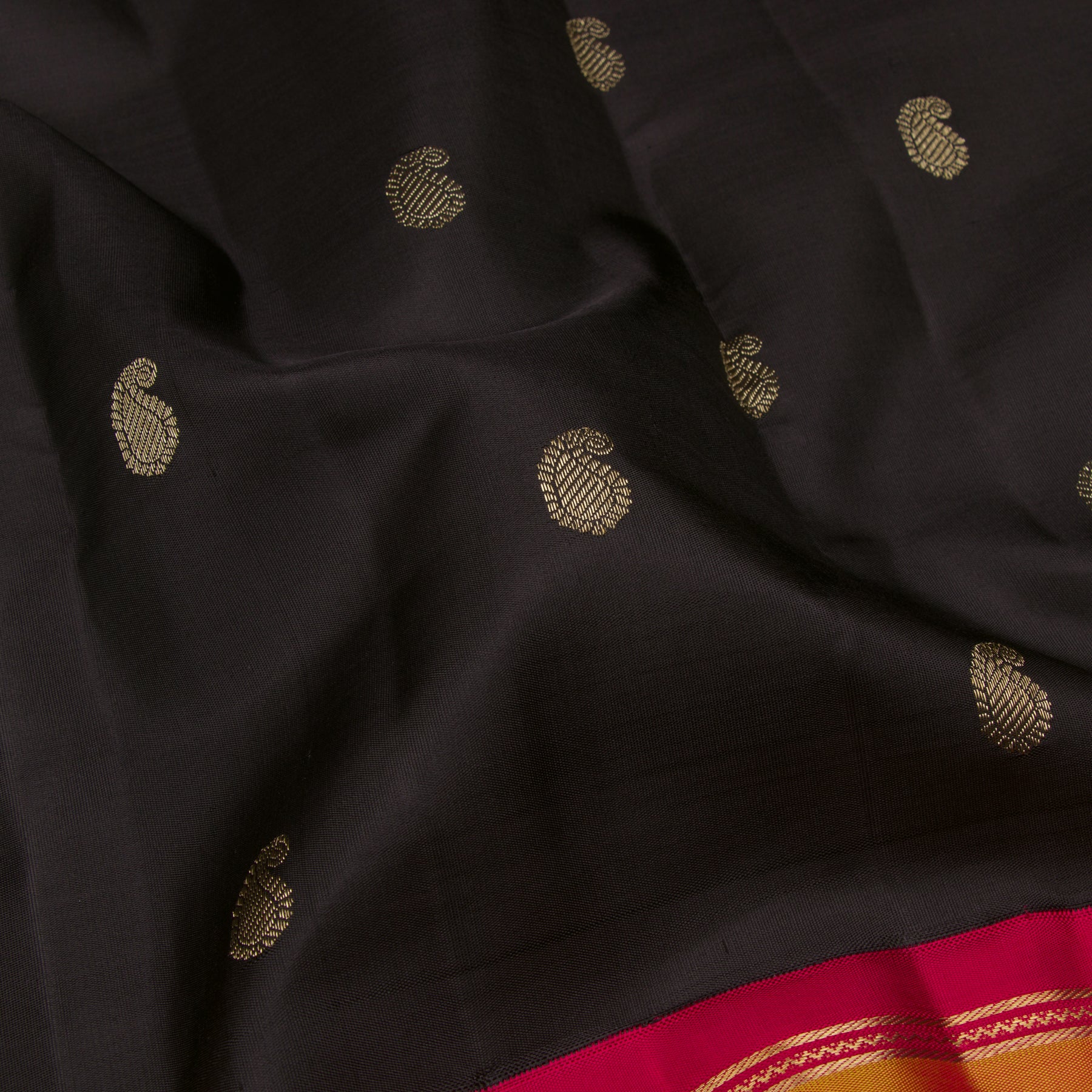 Kanakavalli Kanjivaram Silk Sari 23-595-HS001-09596 - Fabric View