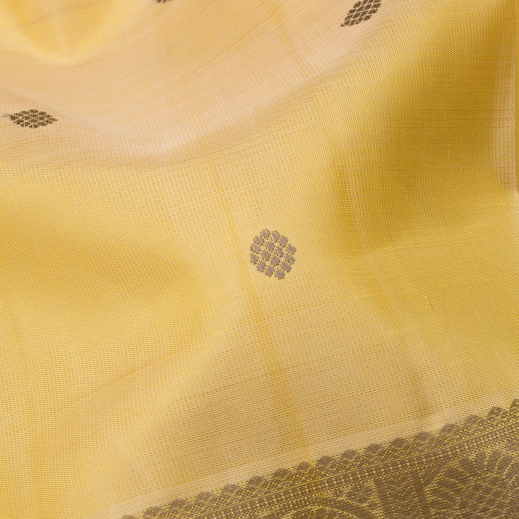 Kanakavalli Kanjivaram Silk Sari 23-595-HS001-10539 - Fabric View