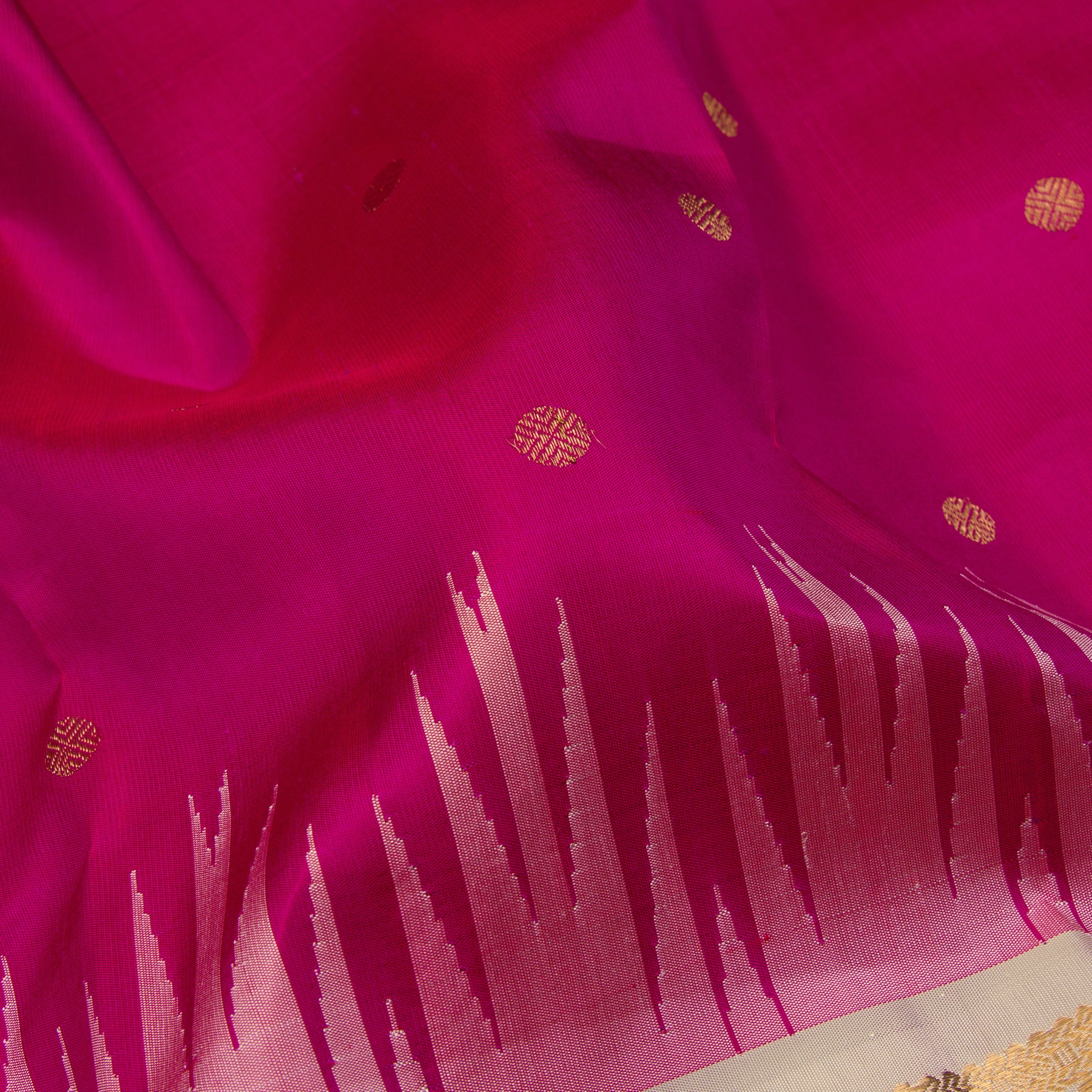 Kanakavalli Kanjivaram Silk Sari 23-595-HS001-10667 - Fabric View