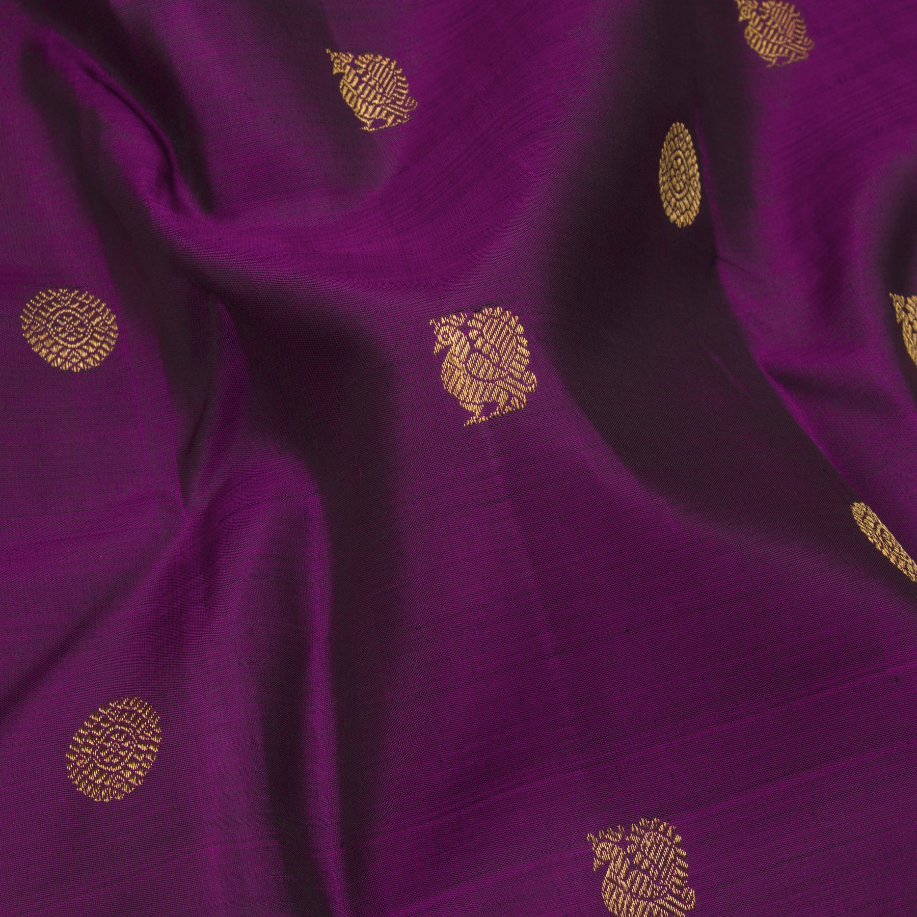 Kanakavalli Kanjivaram Silk Sari 23-595-HS001-12135 - Fabric View