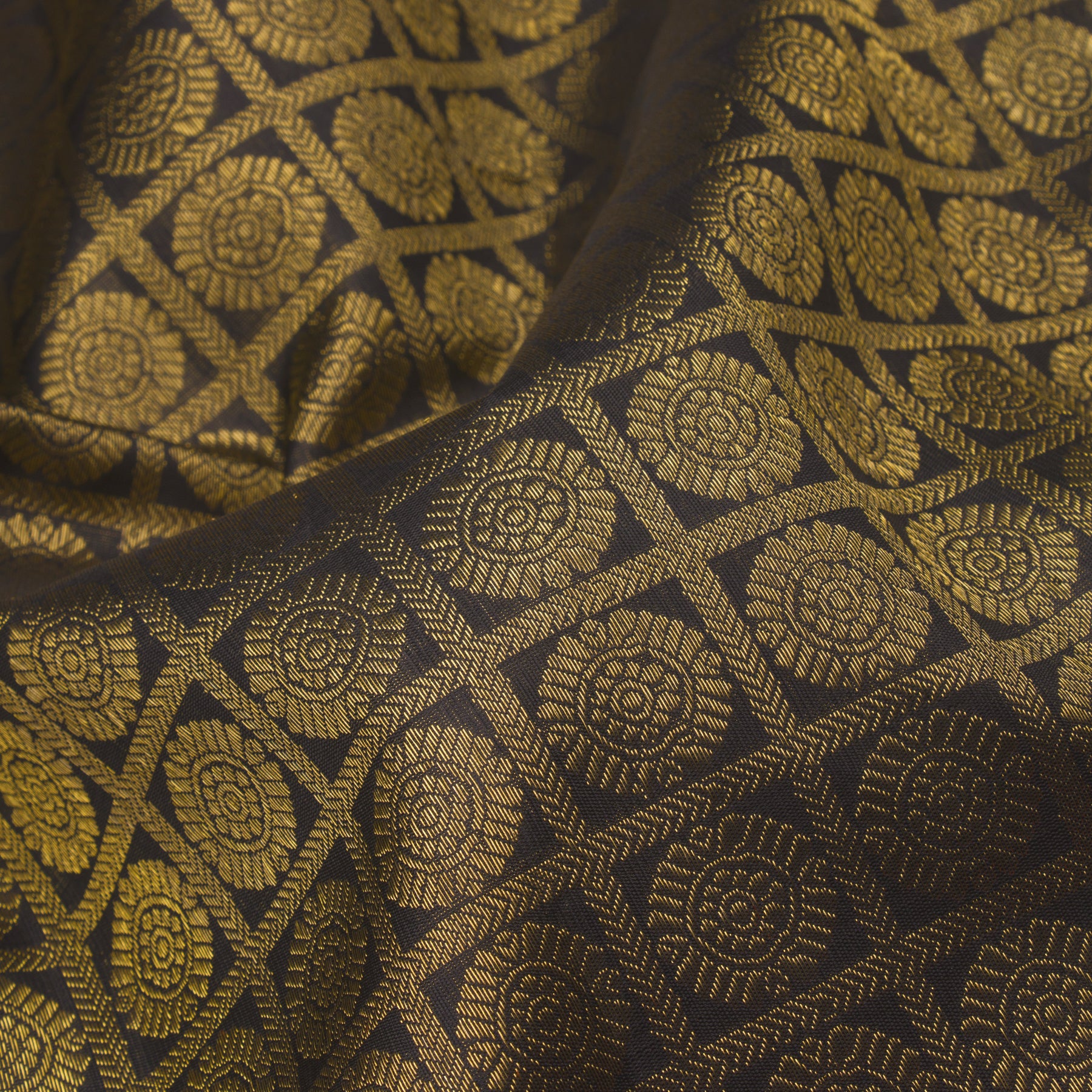 Kanakavalli Kanjivaram Silk Sari 23-595-HS001-12170 - Fabric View