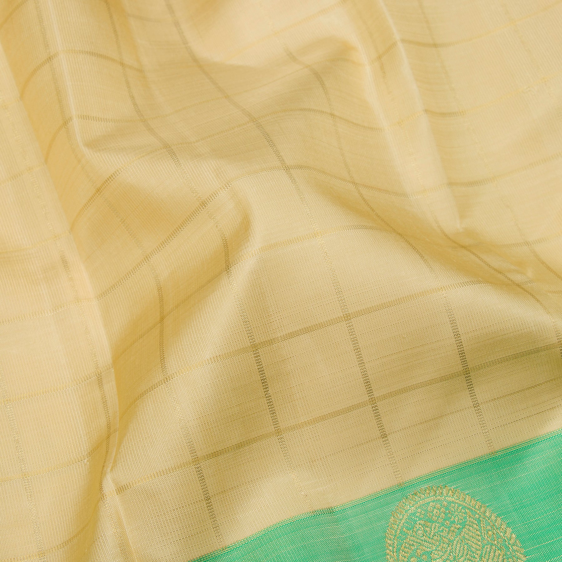 Kanakavalli Kanjivaram Silk Sari 23-595-HS001-13653 - Fabric View