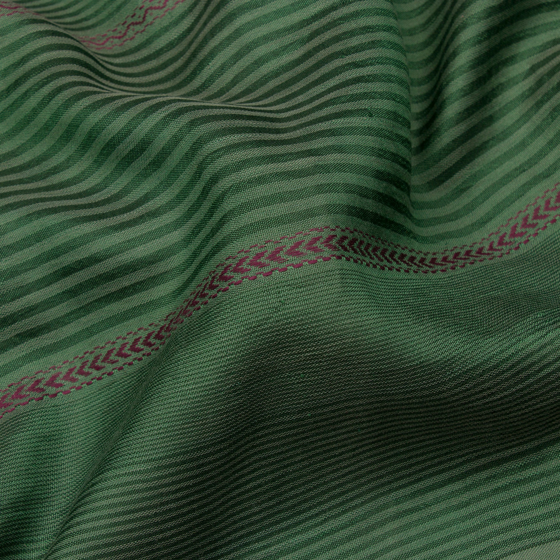 Kanakavalli Silk/Cotton Sari 23-598-HS005-00237 - Fabric View