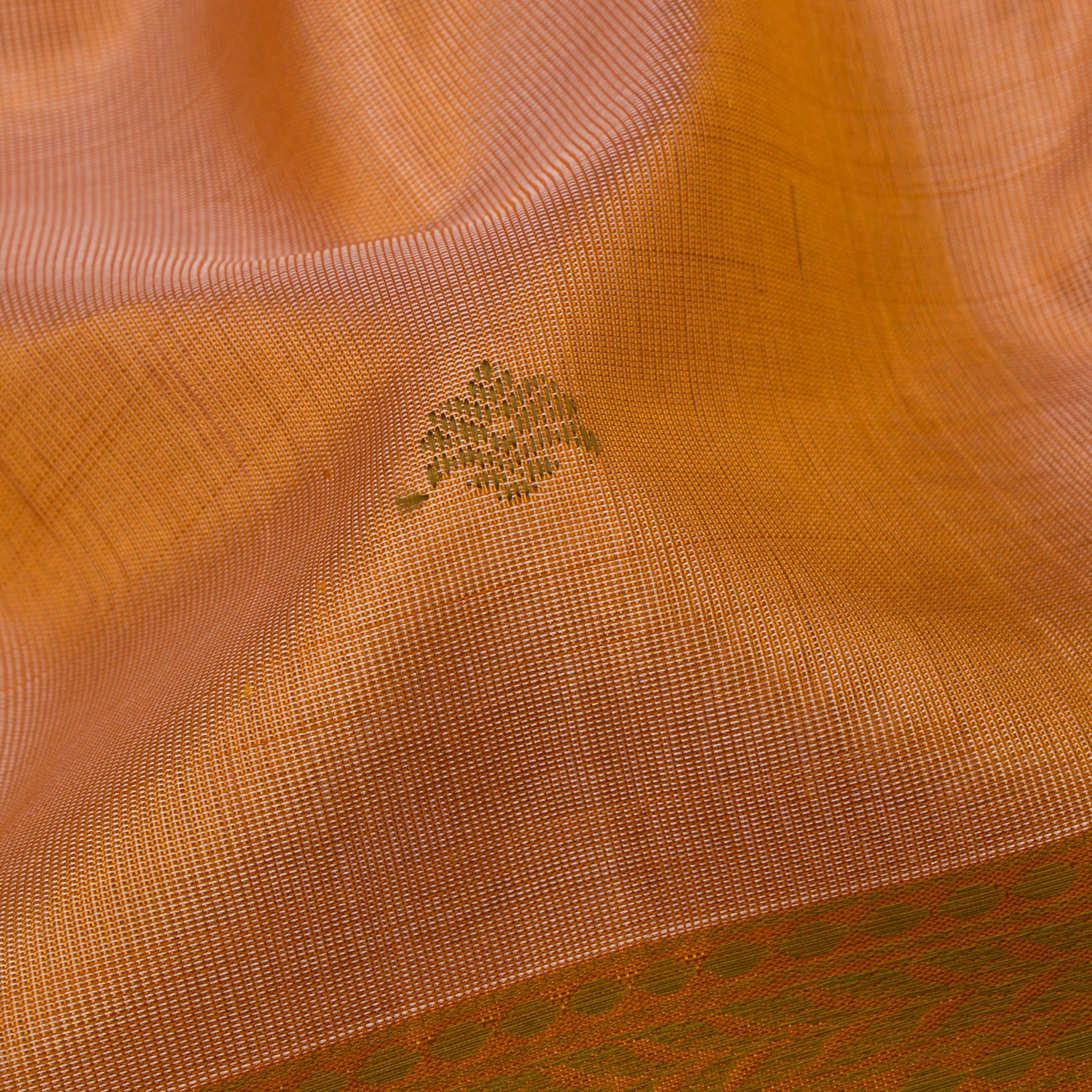 Kanakavalli Silk /Cotton Sari 23-598-HS005-03613 - Fabric View