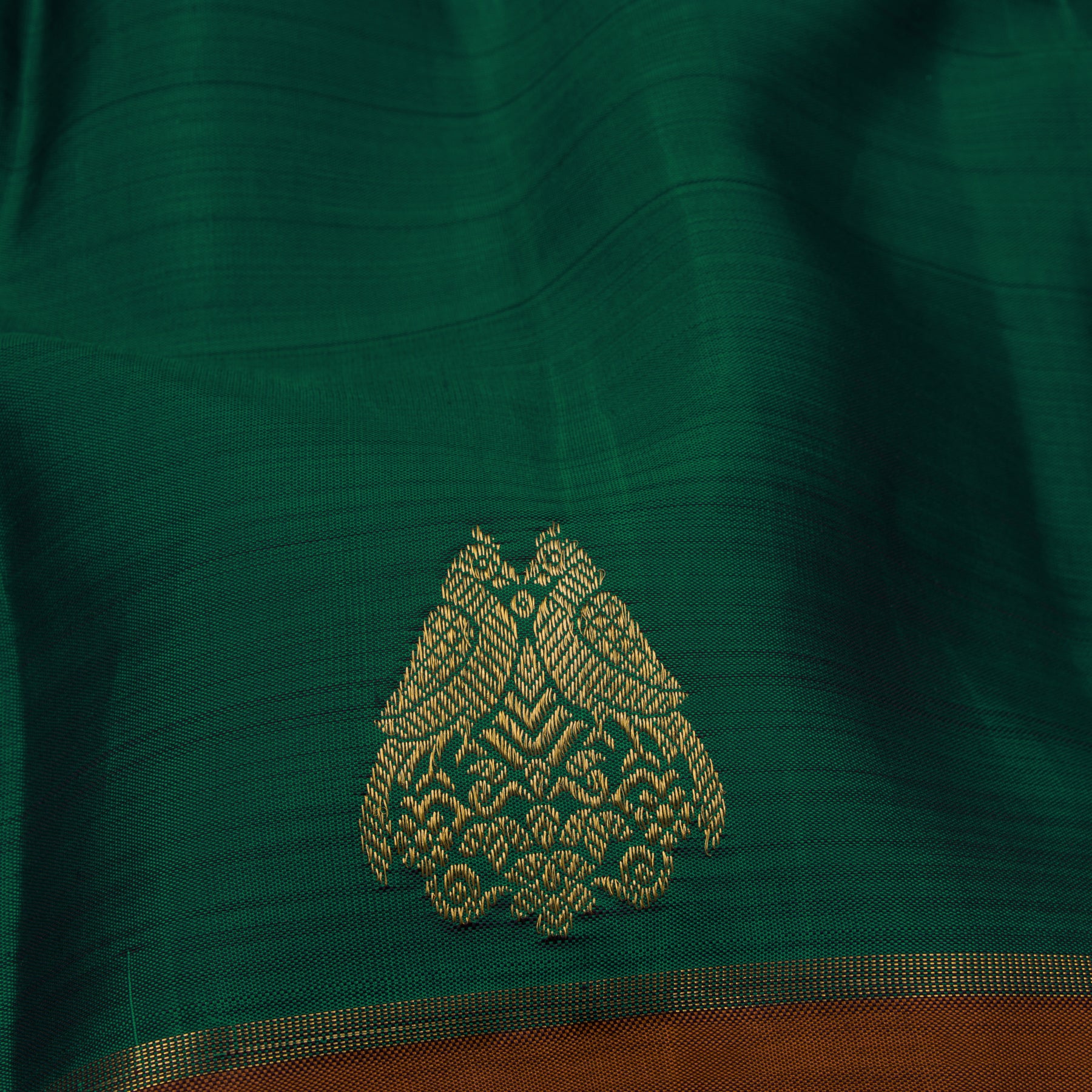 Kanakavalli Kanjivaram Silk Sari 23-599-HS001-01920 - Fabric View