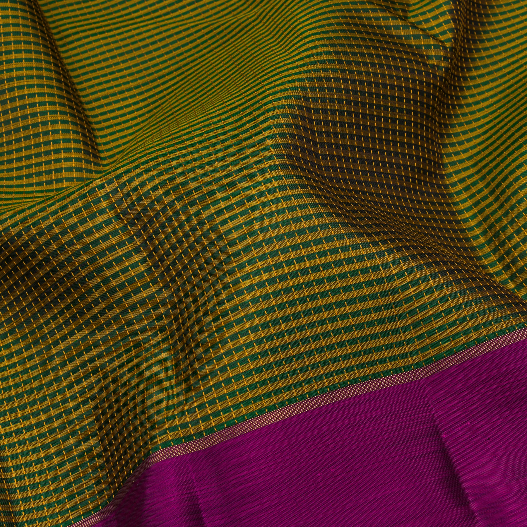 Kanakavalli Kanjivaram Silk Sari 23-599-HS001-02714 - Fabric View