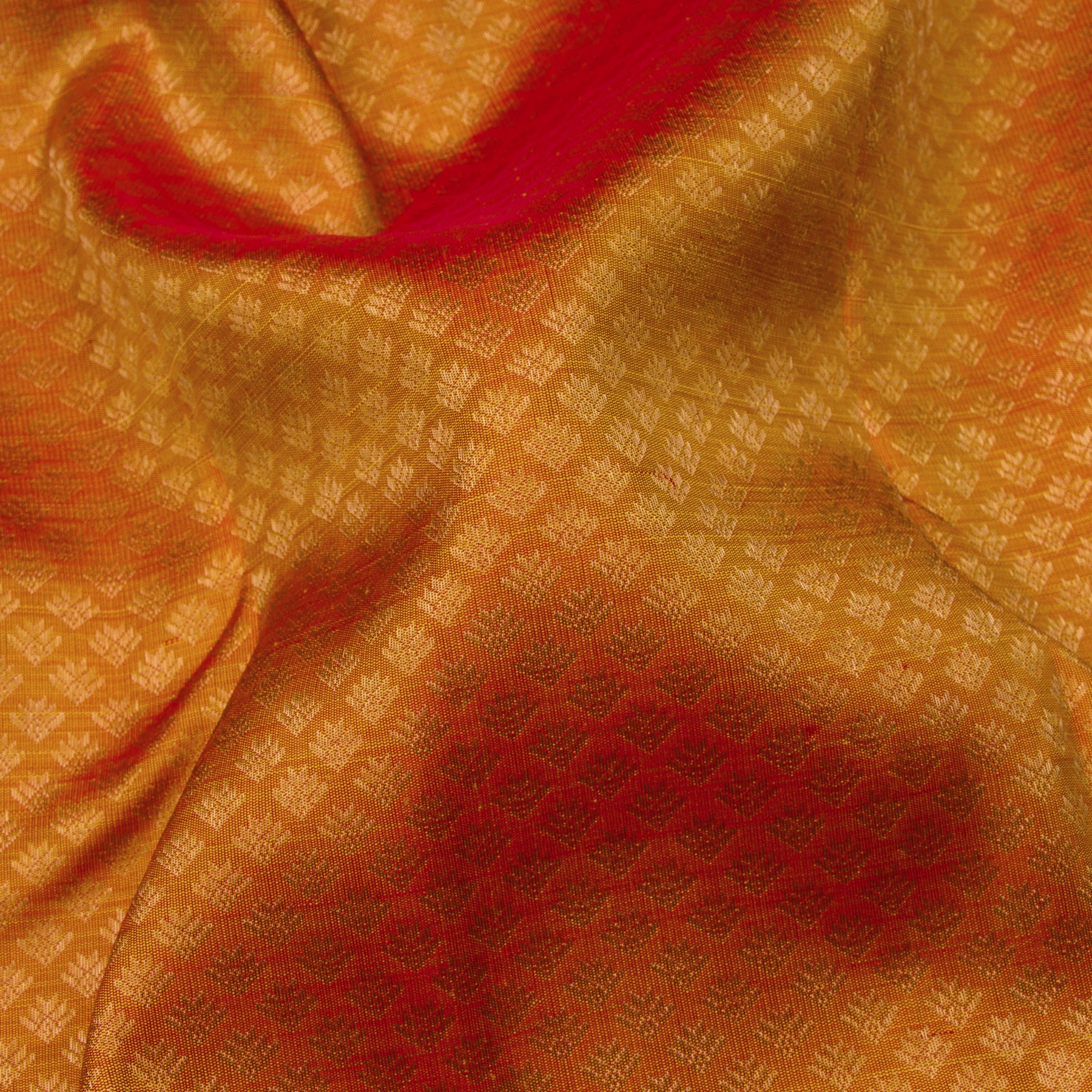 Kanakavalli Kanjivaram Silk Sari 23-599-HS001-03120 - Fabric View