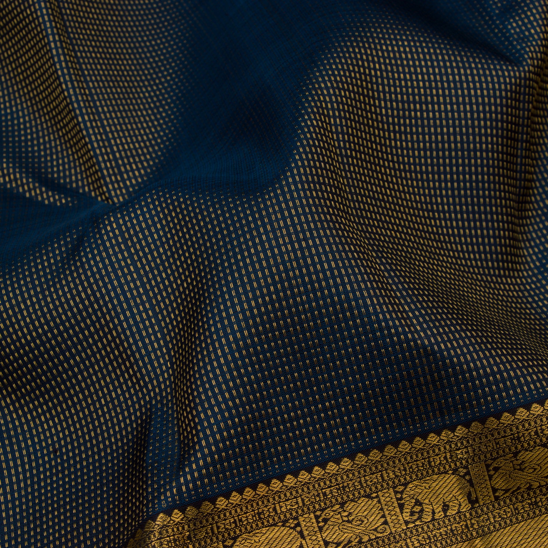 Kanakavalli Kanjivaram Silk Sari 23-599-HS001-03171 - Fabric View