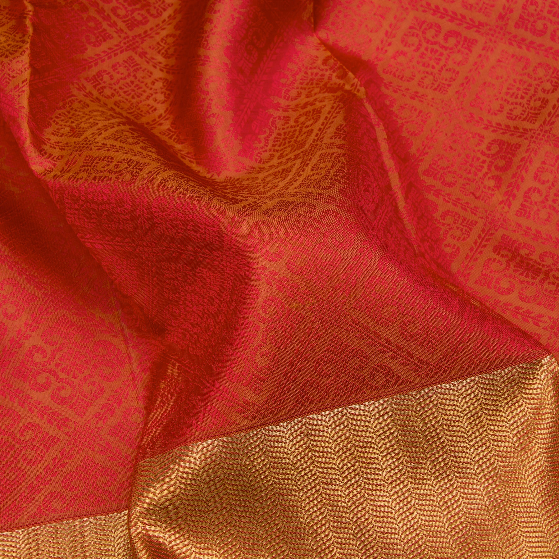 Kanakavalli Kanjivaram Silk Sari 23-599-HS001-04097 - Fabric View