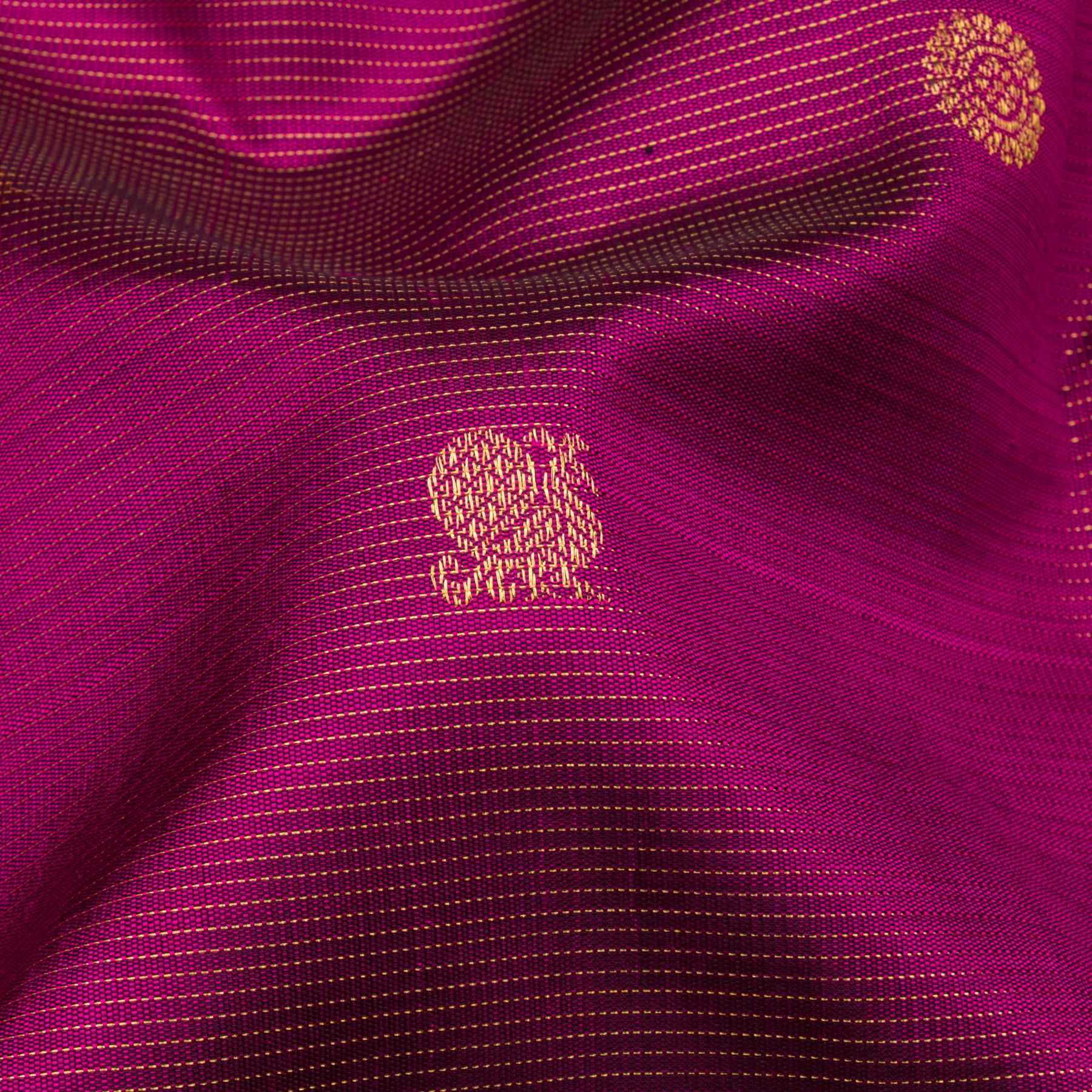 Kanakavalli Kanjivaram Silk Sari 23-599-HS001-06820 - Fabric View