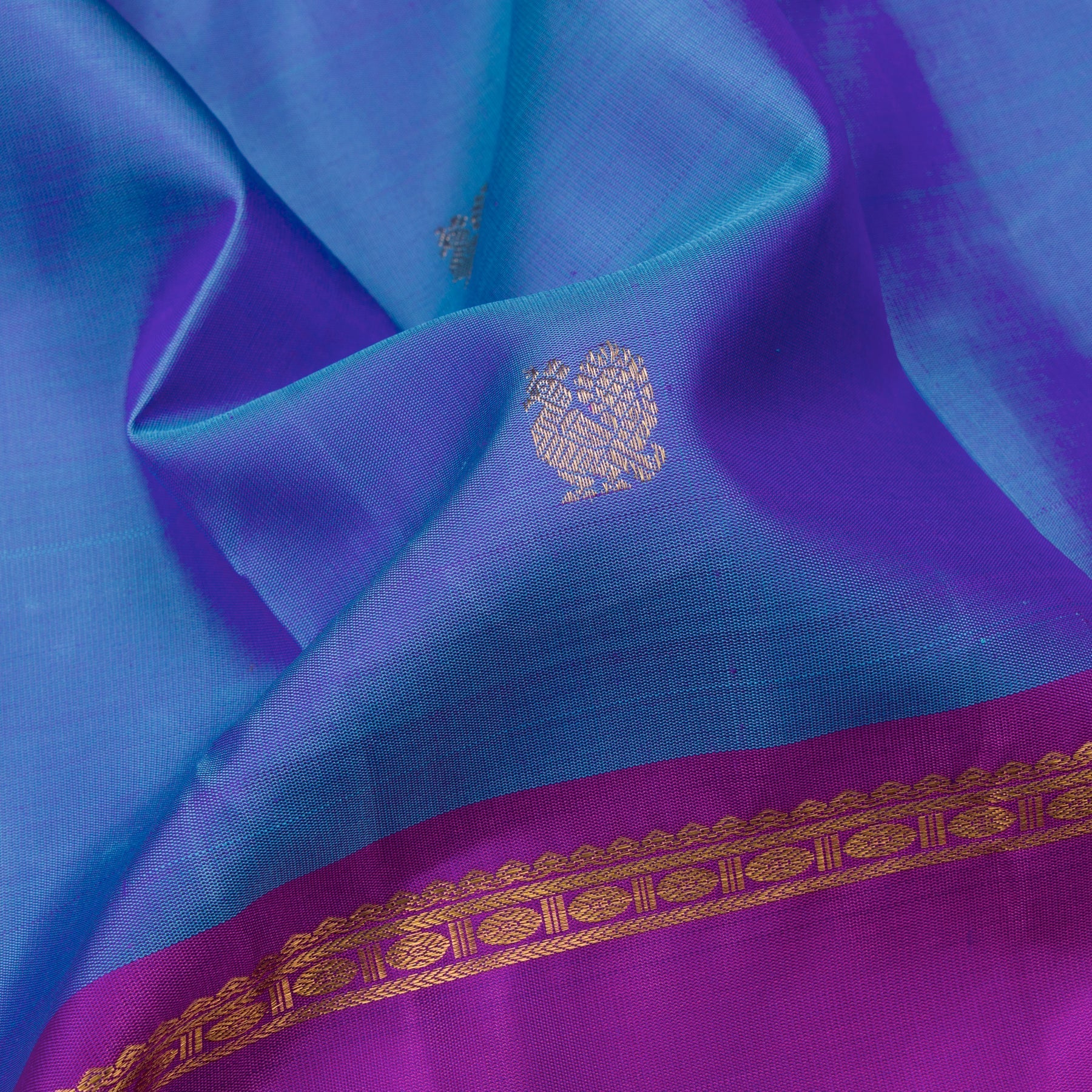 Kanakavalli Kanjivaram Silk Sari 23-599-HS001-08188 - Fabric View