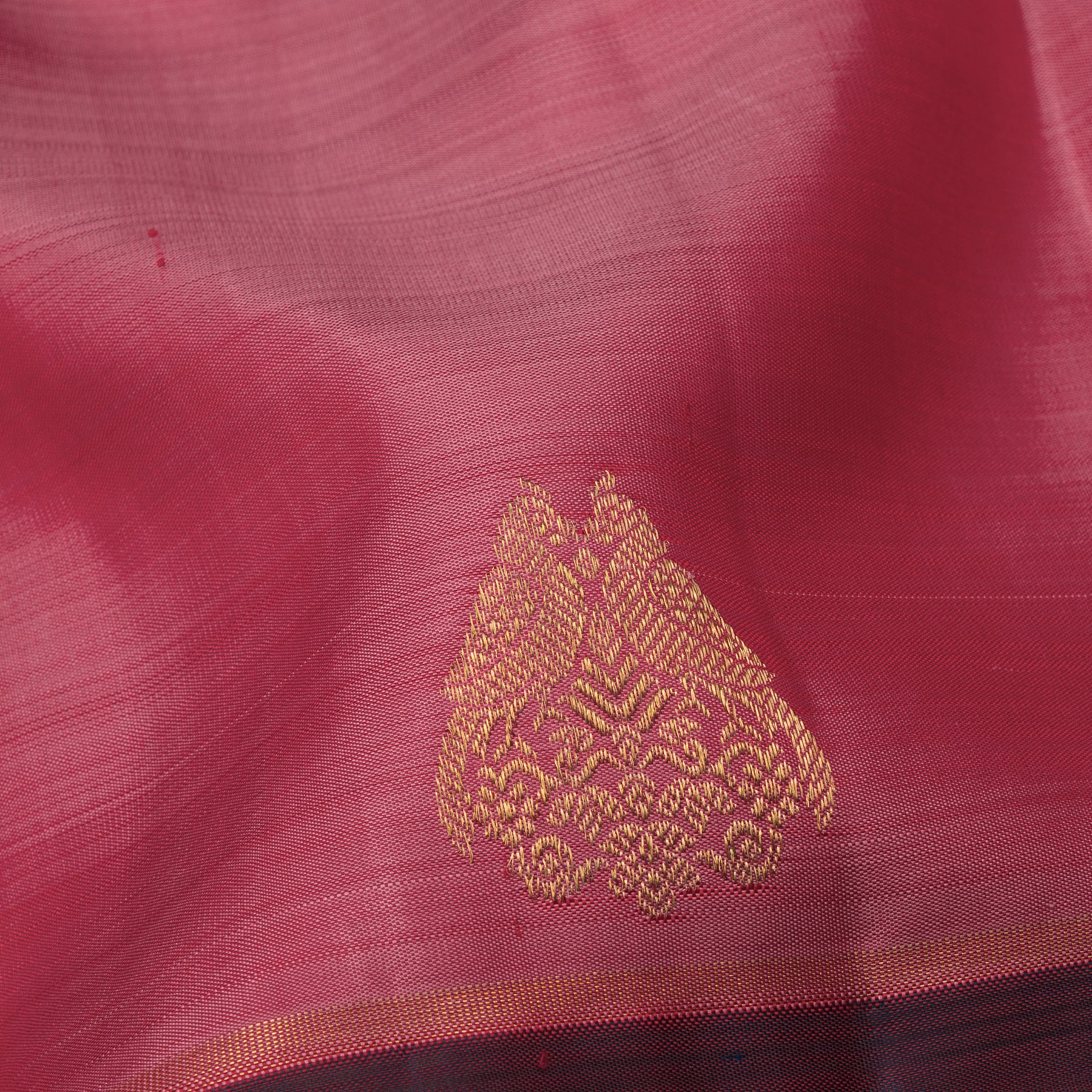 Kanakavalli Kanjivaram Silk Sari 23-599-HS001-09643 - Fabric View