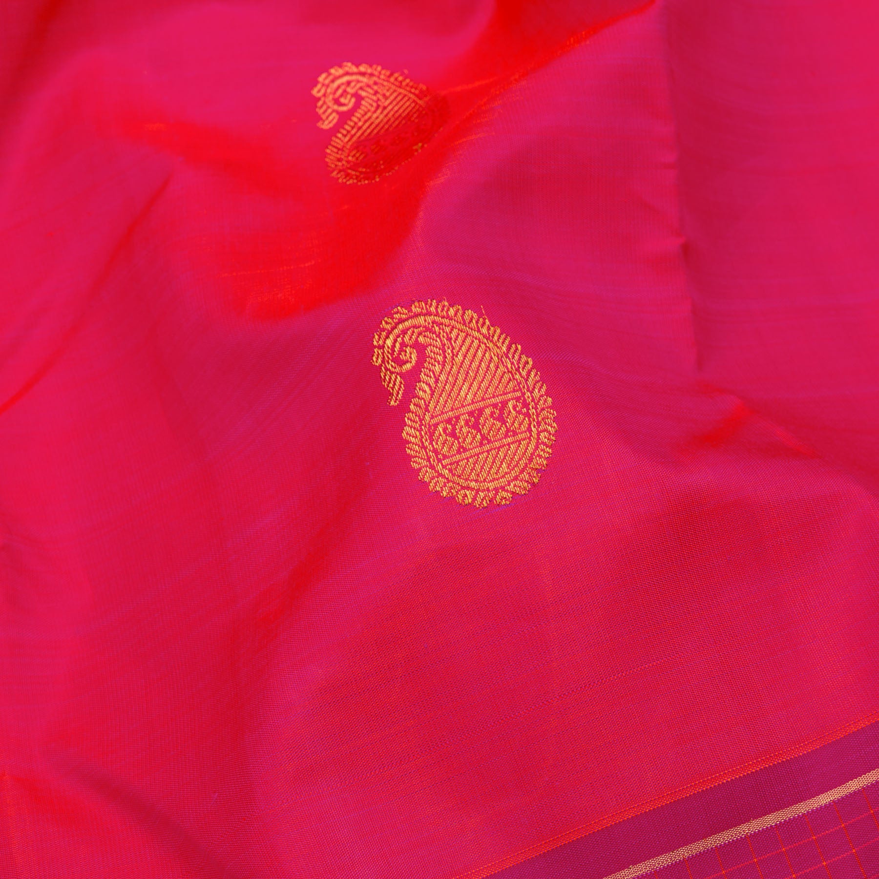 Kanakavalli Kanjivaram Silk Sari 23-599-HS001-09685 - Fabric View