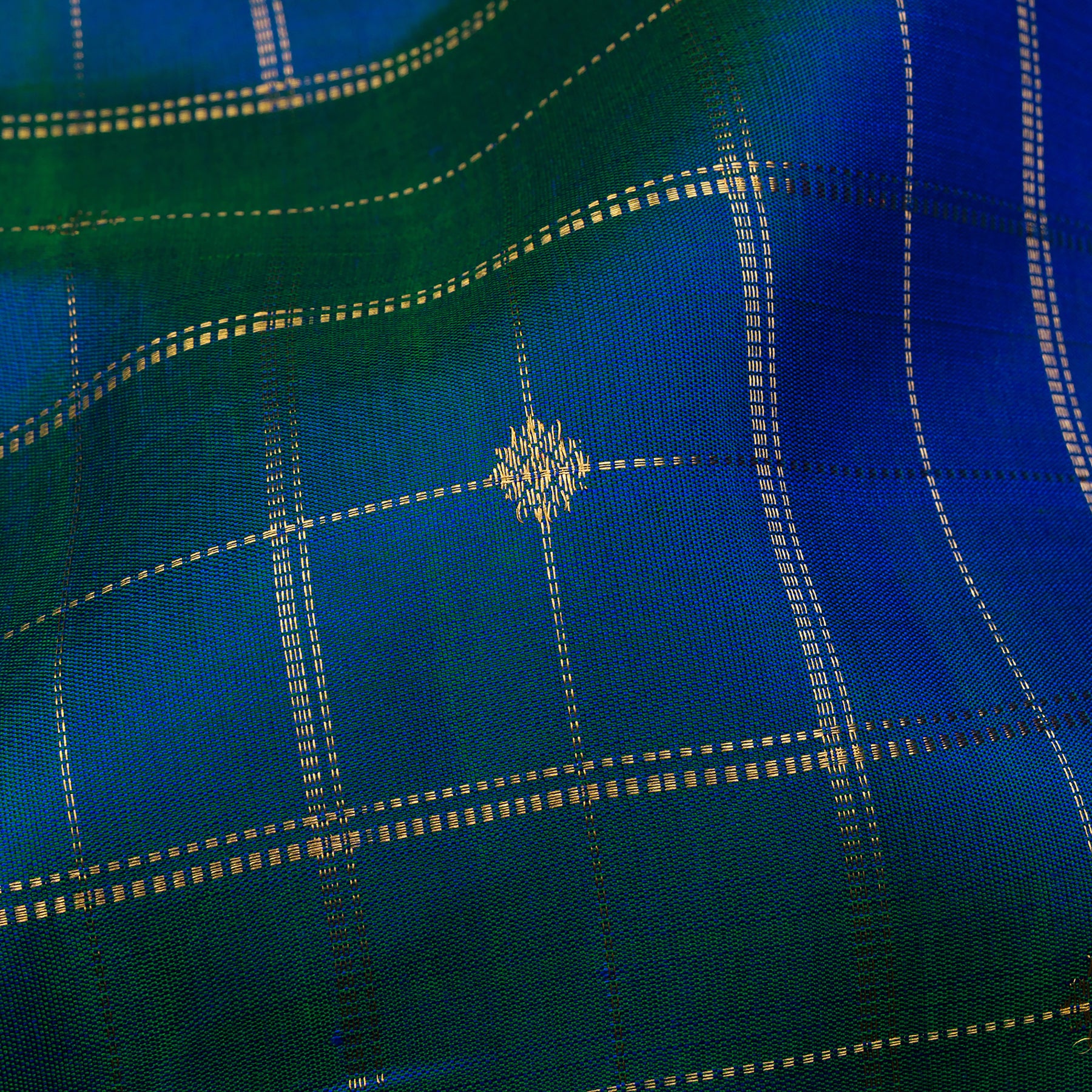 Kanakavalli Kanjivaram Silk Sari 23-599-HS001-11244 - Fabric View