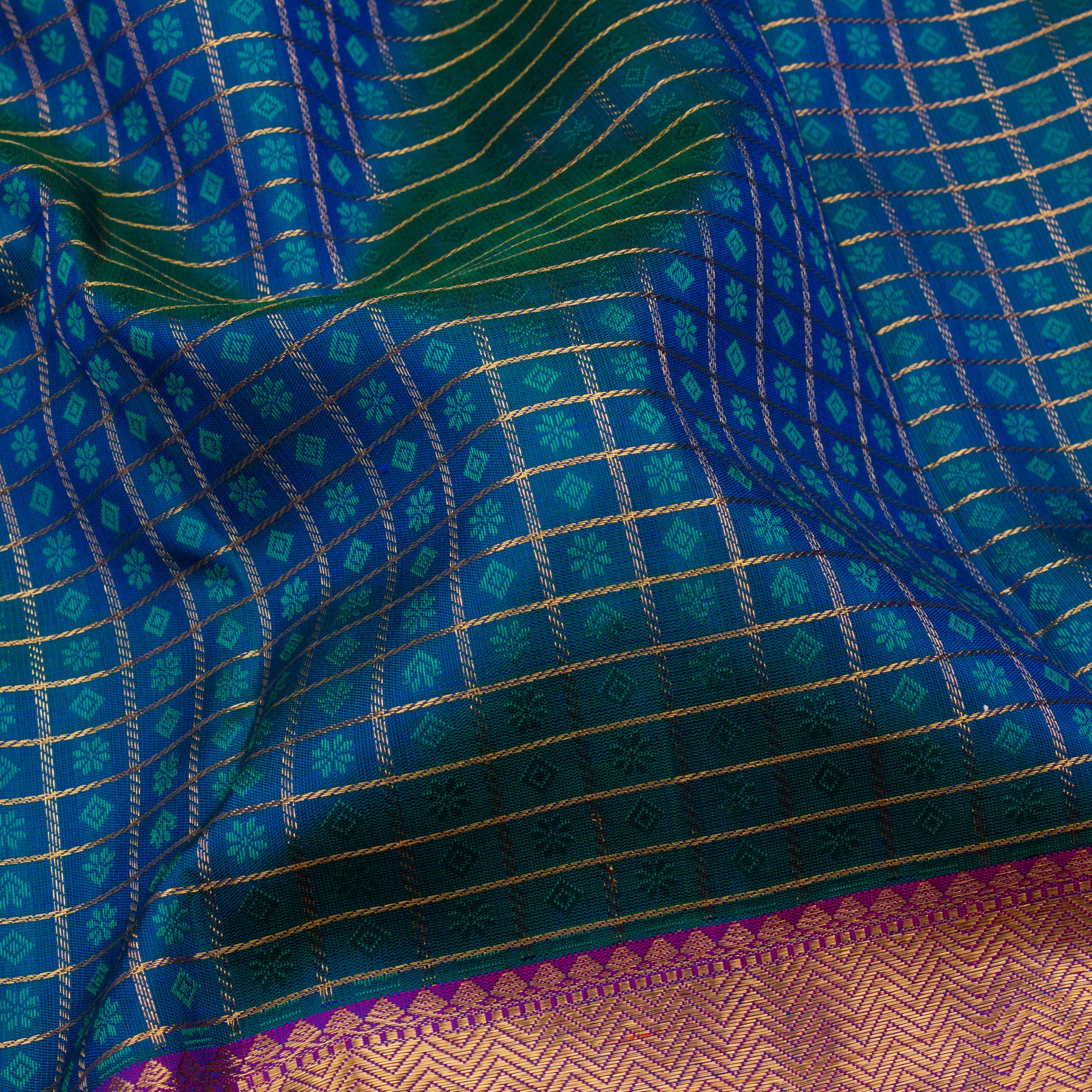 Kanakavalli Kanjivaram Silk Sari 23-599-HS001-11265 - Fabric View