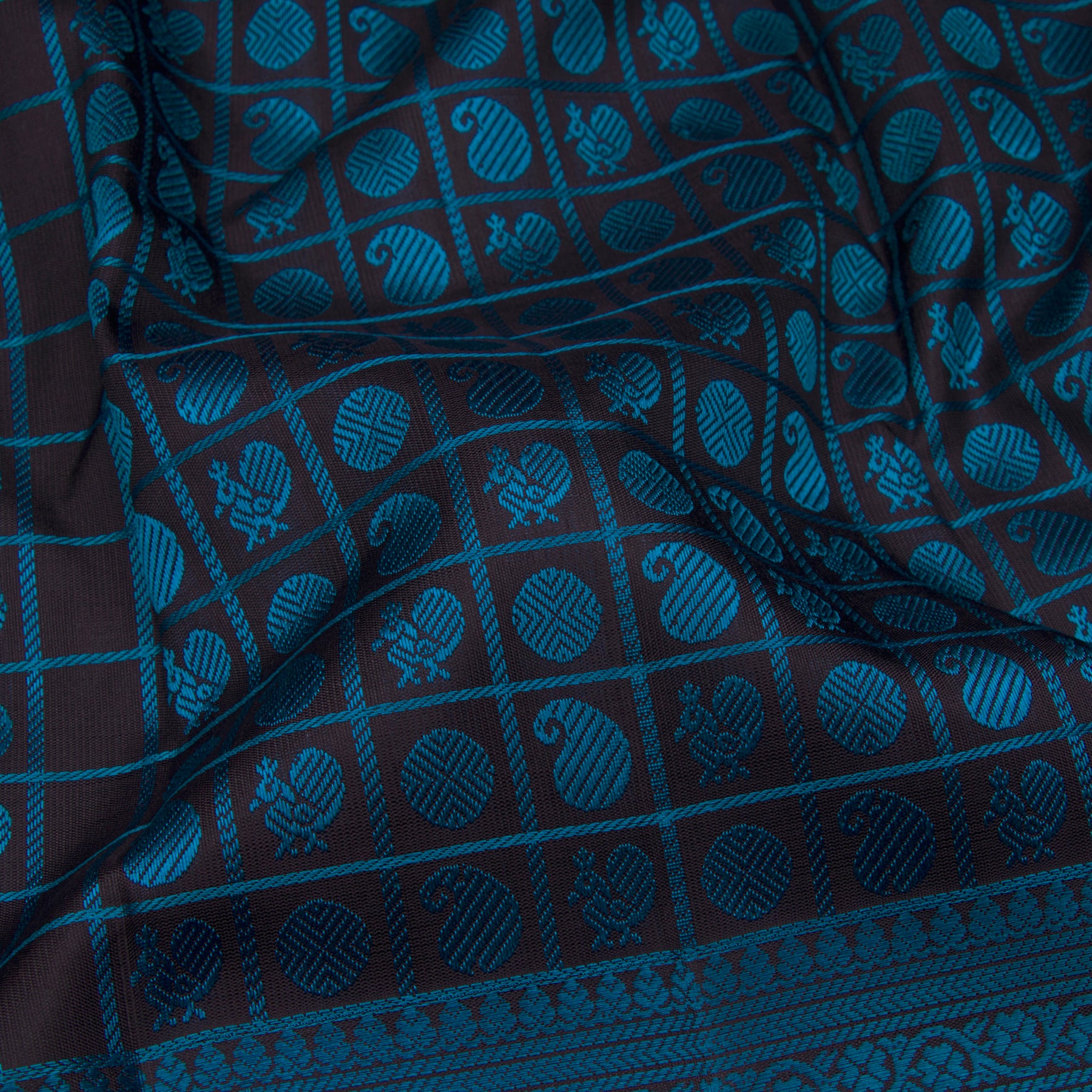 Kanakavalli Kanjivaram Silk Sari 23-599-HS001-11856 - Fabric View